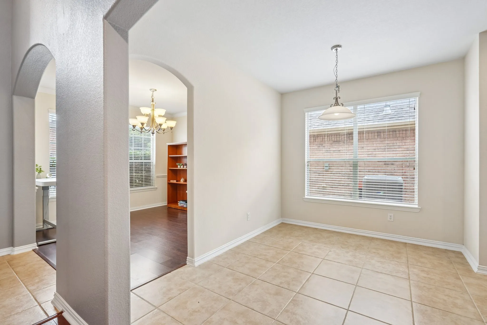 Single Family Residence For Rent in Tarrant County , 12308 Durango Root Drive, Fort Worth, Texas 76244, 4 Bedroom, 3 Bathroom, 2 Garage spaces, 2,429 Sqft, built in 2007, mls#21394823, Real Estate Agent in Fort Worth, Homes For Rent in Tarrant county, Homes For Rent in Fort Worth, Realtor in Fort Worth Texas, Real Estate Brokerage Independent Realty Texas, Luminita Cordes Realtor