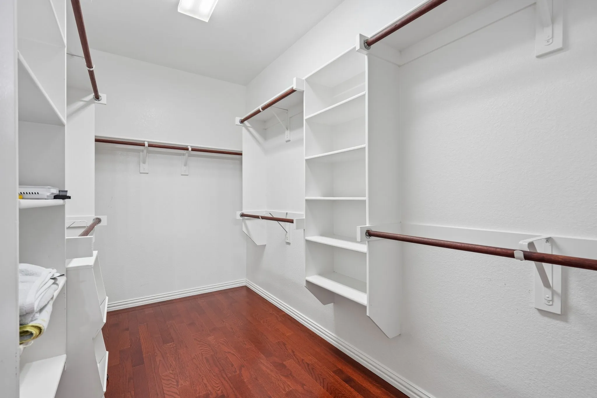 Single Family Residence For Rent in Tarrant County , 12308 Durango Root Drive, Fort Worth, Texas 76244, 4 Bedroom, 3 Bathroom, 2 Garage spaces, 2,429 Sqft, built in 2007, mls#21394823, Real Estate Agent in Fort Worth, Homes For Rent in Tarrant county, Homes For Rent in Fort Worth, Realtor in Fort Worth Texas, Real Estate Brokerage Independent Realty Texas, Luminita Cordes Realtor