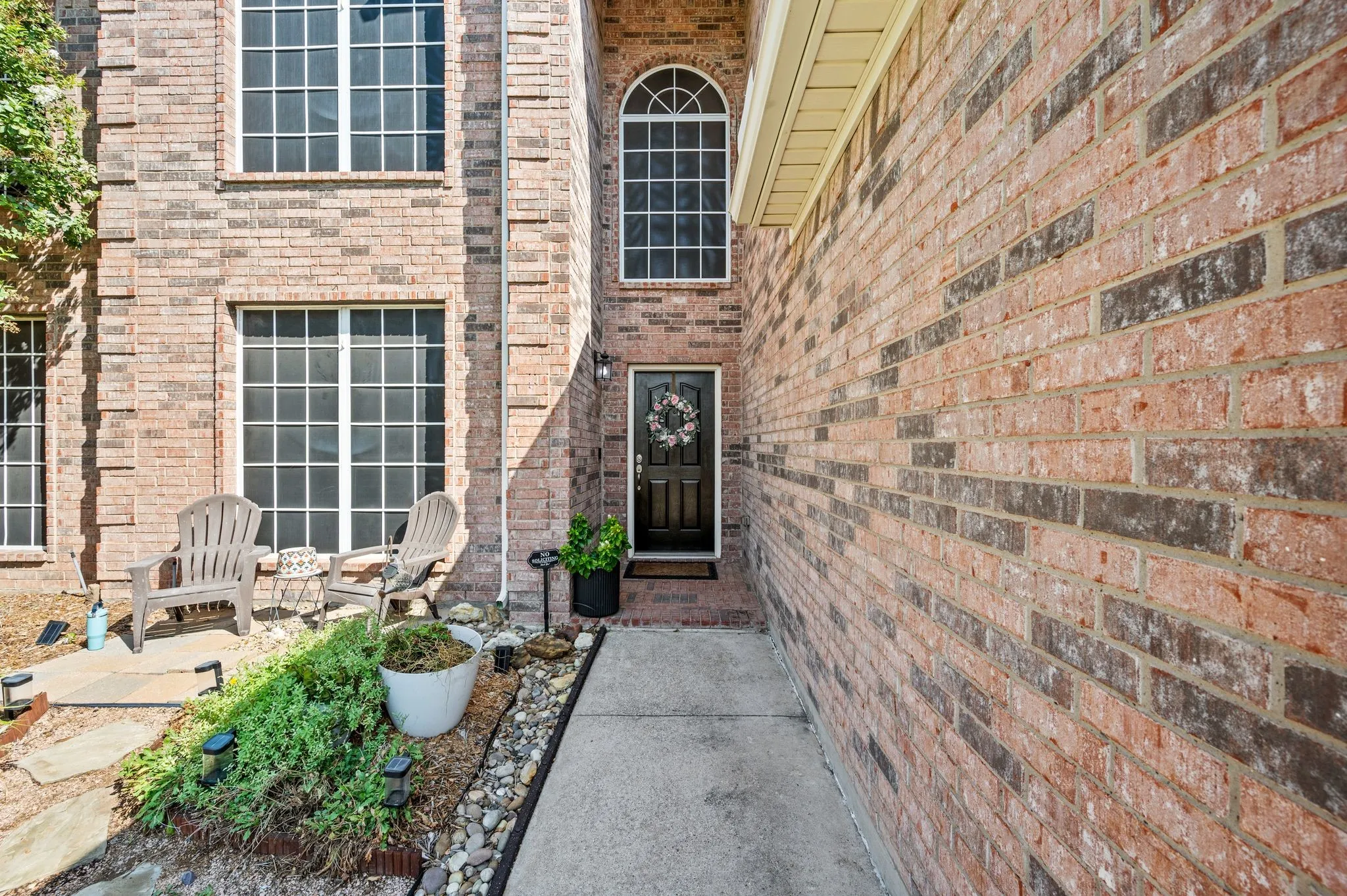 Single Family Residence For Sale in Tarrant County , 4129 Bedington Lane, Fort Worth, Texas 76244, 4 Bedroom, 3 Bathroom, 2 Garage spaces, 2,498 Sqft, built in 2005, mls#21393976, Real Estate Agent in Fort Worth, Homes For Sale in Tarrant county, Homes For Sale in Fort Worth, Realtor in Fort Worth Texas, Real Estate Brokerage Independent Realty Texas, Luminita Cordes Realtor