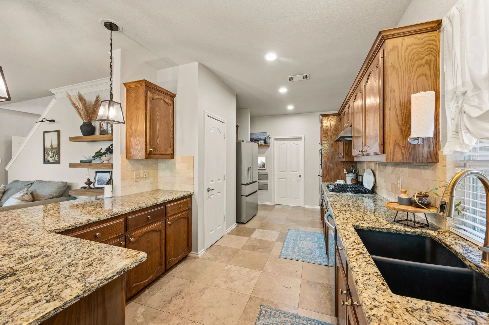 Single Family Residence For Sale in Tarrant County , 4129 Bedington Lane, Fort Worth, Texas 76244, 4 Bedroom, 3 Bathroom, 2 Garage spaces, 2,498 Sqft, built in 2005, mls#21393976, Real Estate Agent in Fort Worth, Homes For Sale in Tarrant county, Homes For Sale in Fort Worth, Realtor in Fort Worth Texas, Real Estate Brokerage Independent Realty Texas, Luminita Cordes Realtor