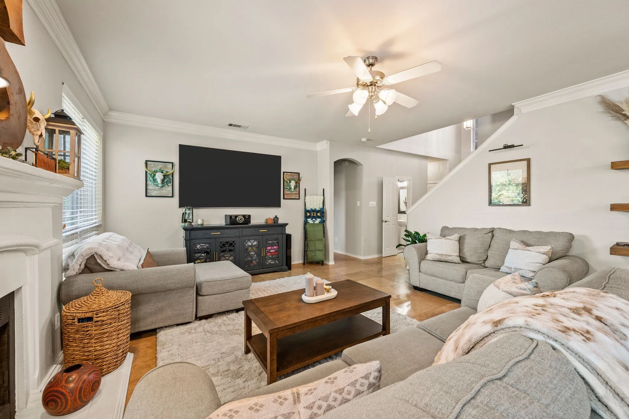 Single Family Residence For Sale in Tarrant County , 4129 Bedington Lane, Fort Worth, Texas 76244, 4 Bedroom, 3 Bathroom, 2 Garage spaces, 2,498 Sqft, built in 2005, mls#21393976, Real Estate Agent in Fort Worth, Homes For Sale in Tarrant county, Homes For Sale in Fort Worth, Realtor in Fort Worth Texas, Real Estate Brokerage Independent Realty Texas, Luminita Cordes Realtor