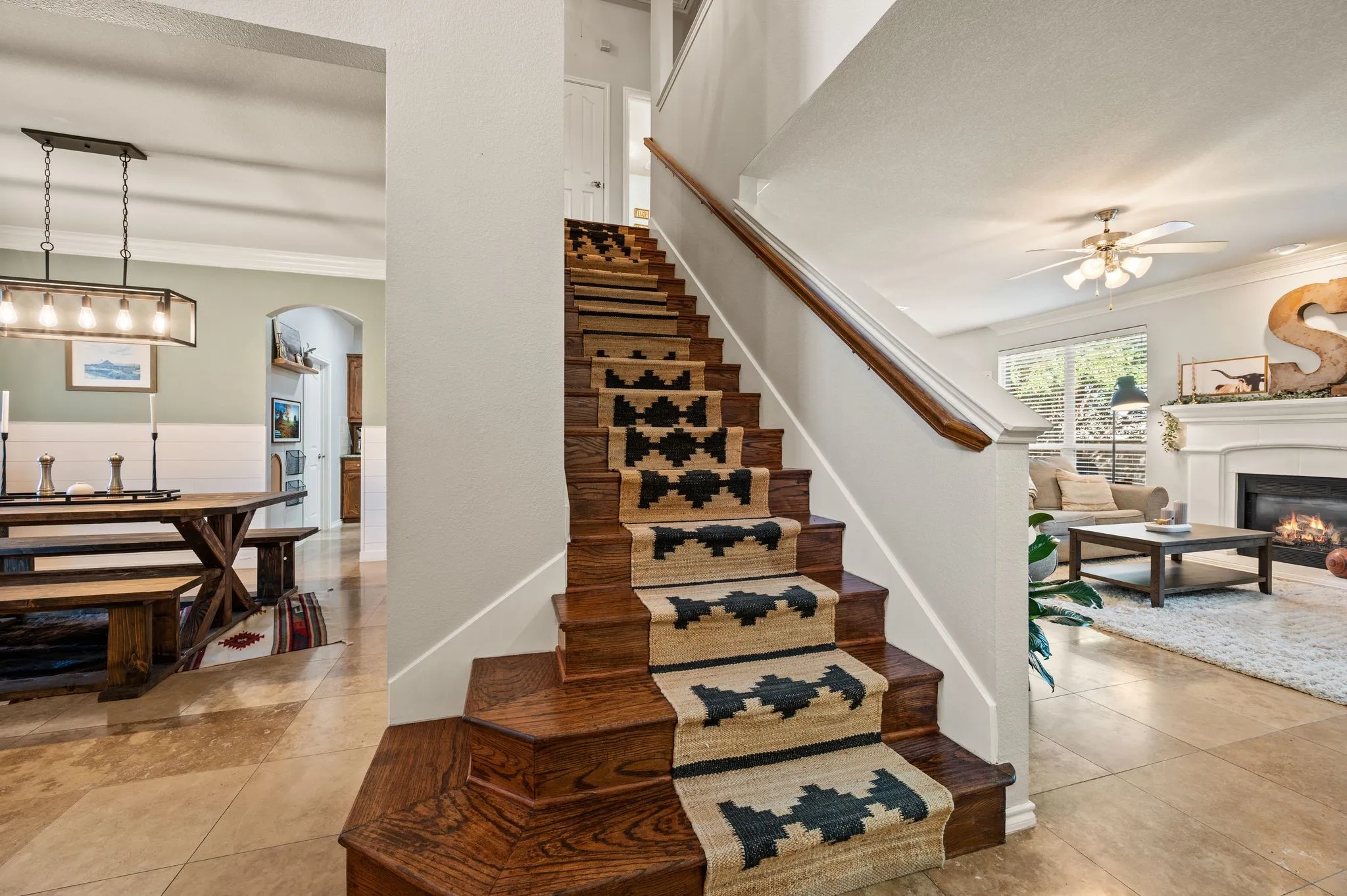 Single Family Residence For Sale in Tarrant County , 4129 Bedington Lane, Fort Worth, Texas 76244, 4 Bedroom, 3 Bathroom, 2 Garage spaces, 2,498 Sqft, built in 2005, mls#21393976, Real Estate Agent in Fort Worth, Homes For Sale in Tarrant county, Homes For Sale in Fort Worth, Realtor in Fort Worth Texas, Real Estate Brokerage Independent Realty Texas, Luminita Cordes Realtor