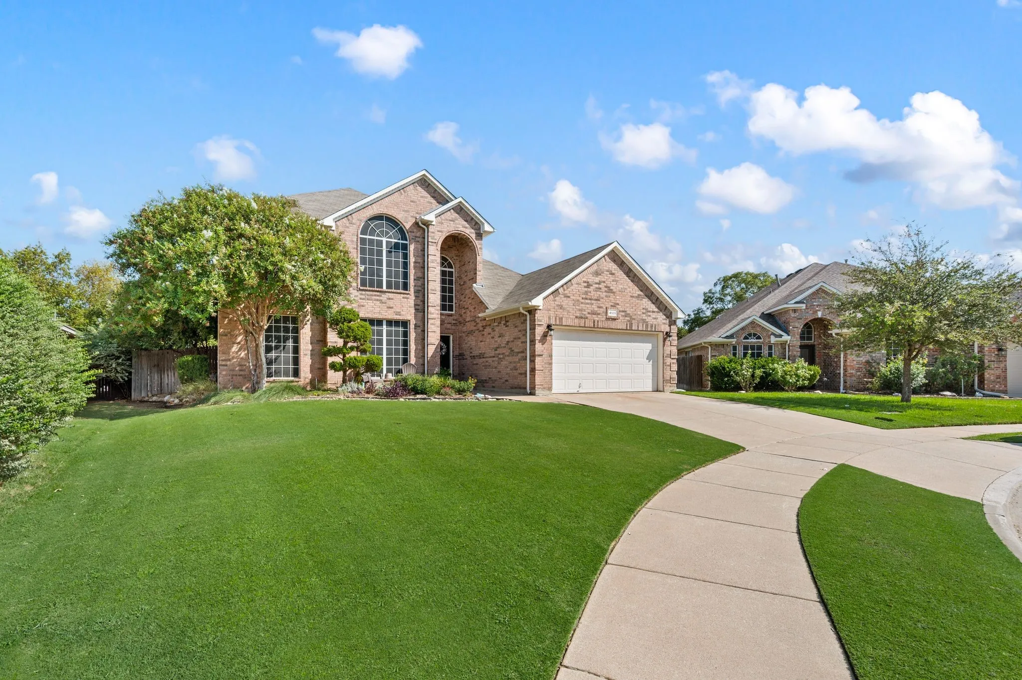 Single Family Residence For Sale in Tarrant County , 4129 Bedington Lane, Fort Worth, Texas 76244, 4 Bedroom, 3 Bathroom, 2 Garage spaces, 2,498 Sqft, built in 2005, mls#21393976, Real Estate Agent in Fort Worth, Homes For Sale in Tarrant county, Homes For Sale in Fort Worth, Realtor in Fort Worth Texas, Real Estate Brokerage Independent Realty Texas, Luminita Cordes Realtor