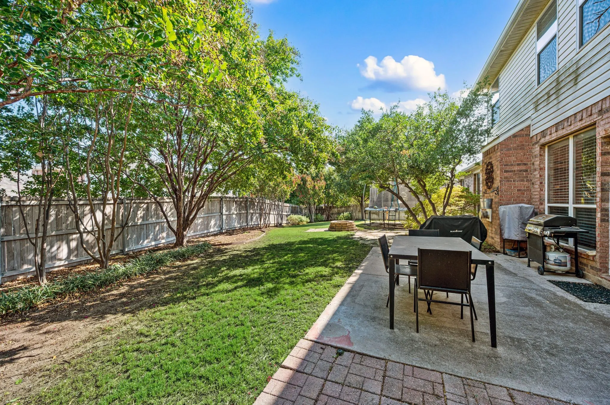 Single Family Residence For Sale in Tarrant County , 4129 Bedington Lane, Fort Worth, Texas 76244, 4 Bedroom, 3 Bathroom, 2 Garage spaces, 2,498 Sqft, built in 2005, mls#21393976, Real Estate Agent in Fort Worth, Homes For Sale in Tarrant county, Homes For Sale in Fort Worth, Realtor in Fort Worth Texas, Real Estate Brokerage Independent Realty Texas, Luminita Cordes Realtor