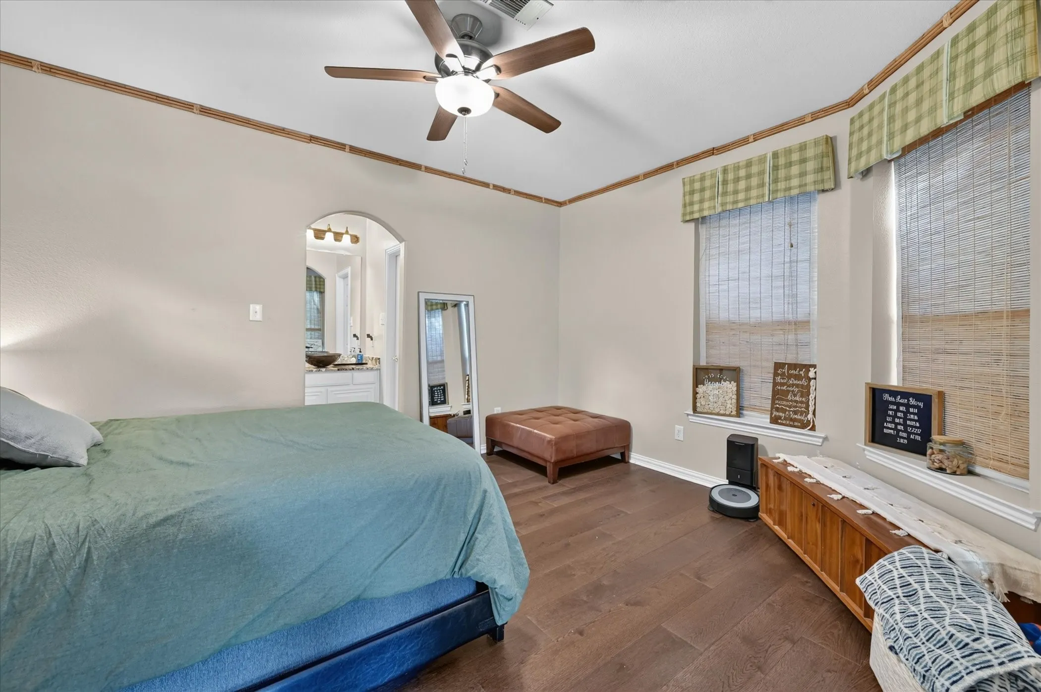 Single Family Residence For Rent in Tarrant County , 8728 Lariat Circle, Fort Worth, Texas 76244, 4 Bedroom, 4 Bathroom, 2 Garage spaces, 2,983 Sqft, built in 2002, mls#21392405, Real Estate Agent in Fort Worth, Homes For Rent in Tarrant county, Homes For Rent in Fort Worth, Realtor in Fort Worth Texas, Real Estate Brokerage Independent Realty Texas, Luminita Cordes Realtor