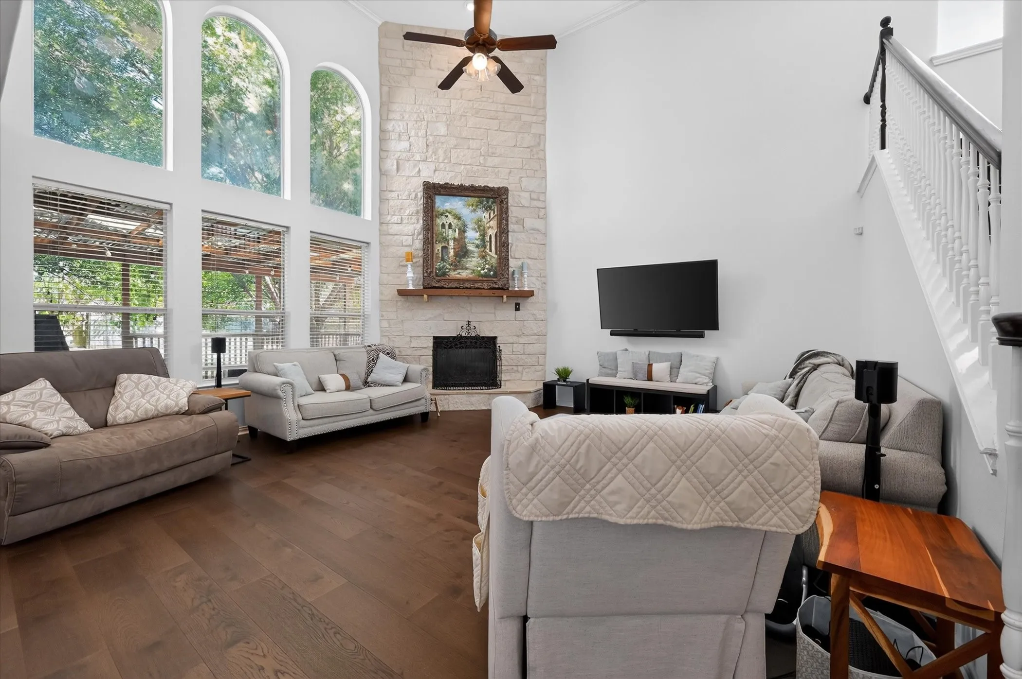 Single Family Residence For Rent in Tarrant County , 8728 Lariat Circle, Fort Worth, Texas 76244, 4 Bedroom, 4 Bathroom, 2 Garage spaces, 2,983 Sqft, built in 2002, mls#21392405, Real Estate Agent in Fort Worth, Homes For Rent in Tarrant county, Homes For Rent in Fort Worth, Realtor in Fort Worth Texas, Real Estate Brokerage Independent Realty Texas, Luminita Cordes Realtor