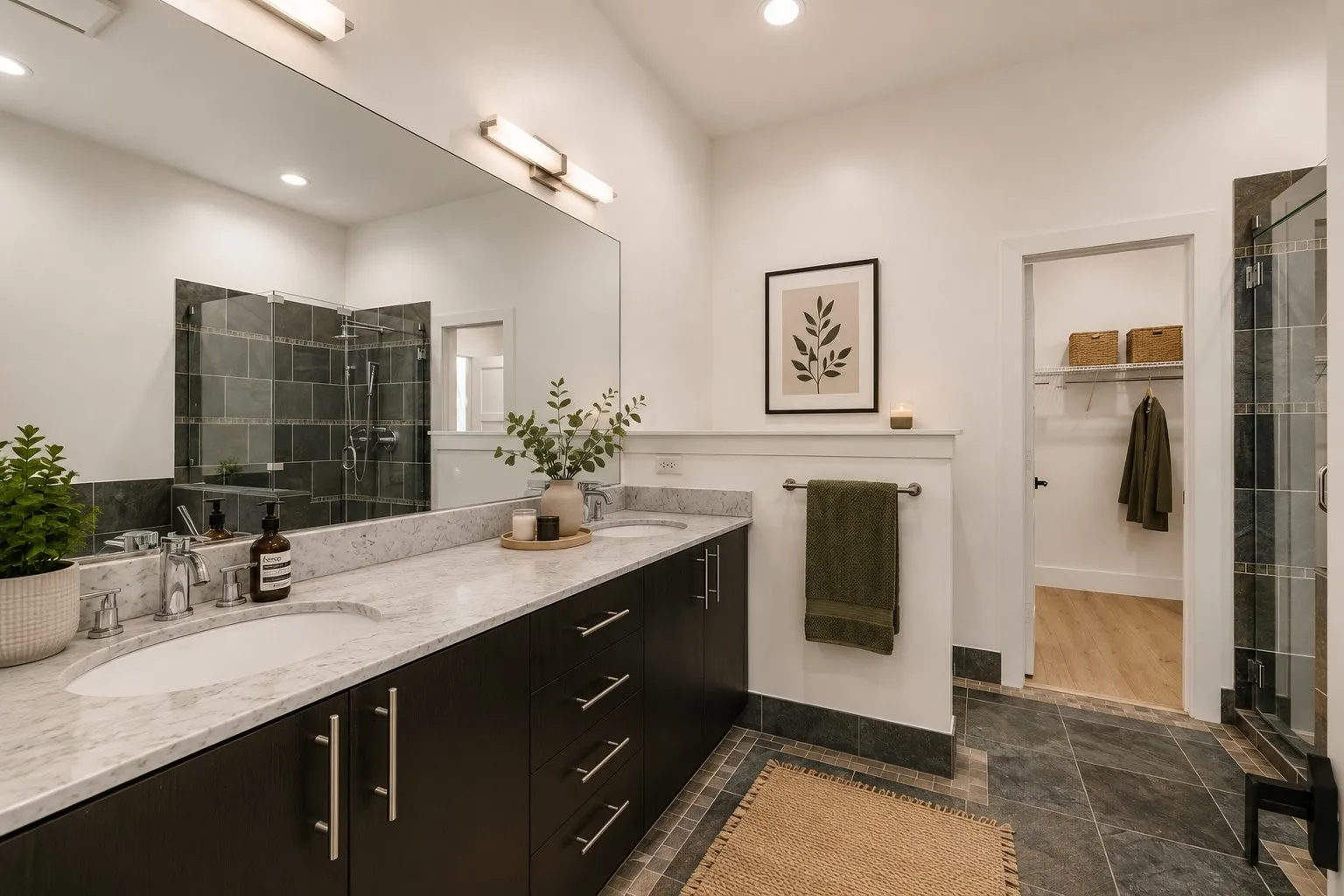Townhouse For Rent in Dallas County , 3200 Thomas Avenue F, Dallas, Texas 75204, 3 Bedroom, 4 Bathroom, 2 Garage spaces, 2,958 Sqft, built in 2007, mls#21394846, Real Estate Agent in Dallas, Homes For Rent in Dallas county, Homes For Rent in Dallas, Realtor in Dallas Texas, Real Estate Brokerage Independent Realty Texas, Luminita Cordes Realtor