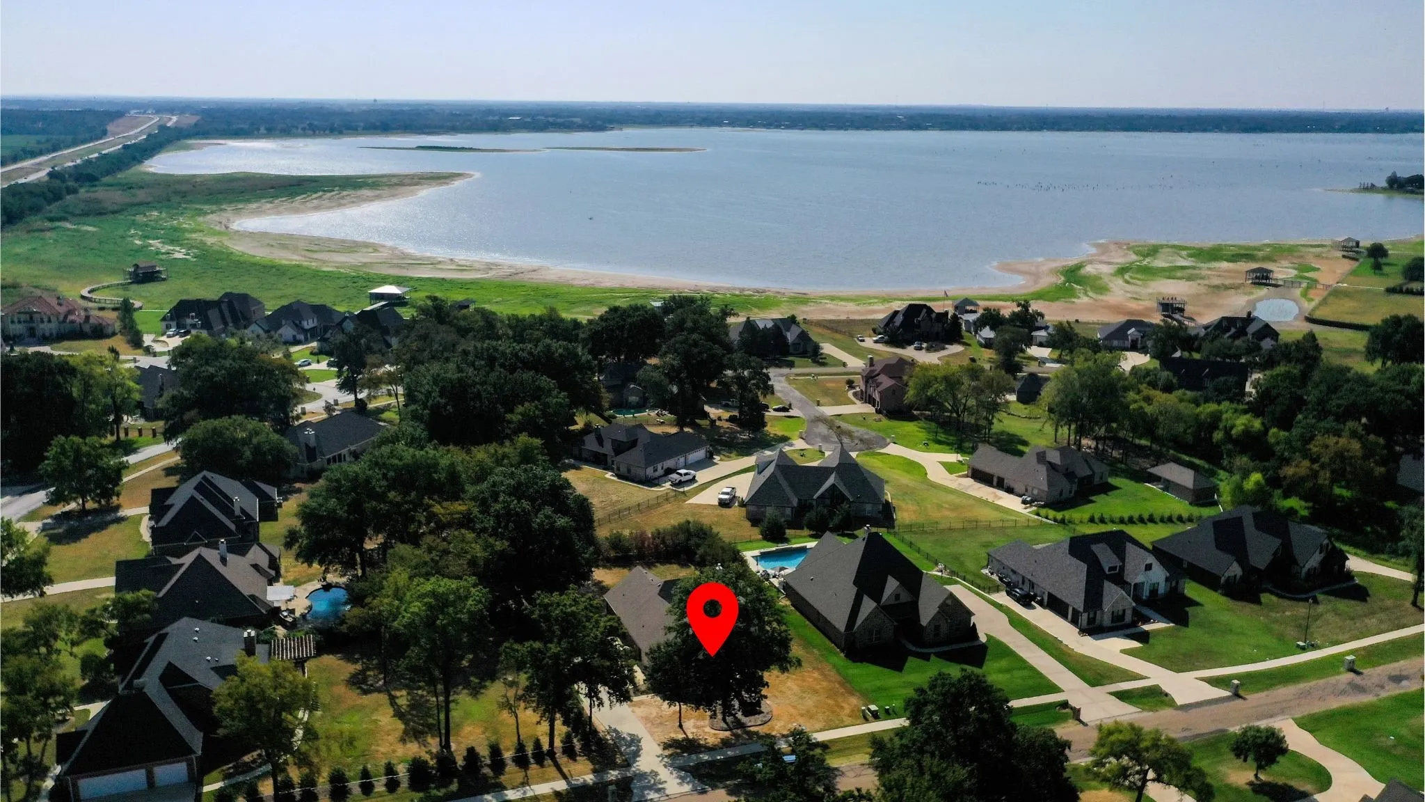 Single Family Residence For Sale in Kaufman County , 101 Lighthouse Lane, Mabank, Texas 75143, 3 Bedroom, 2 Bathroom, 2 Garage spaces, 2,054 Sqft, built in 2020, mls#21394463, Real Estate Agent in Mabank, Homes For Sale in Kaufman county, Homes For Sale in Mabank, Realtor in Mabank Texas, Real Estate Brokerage Independent Realty Texas, Luminita Cordes Realtor