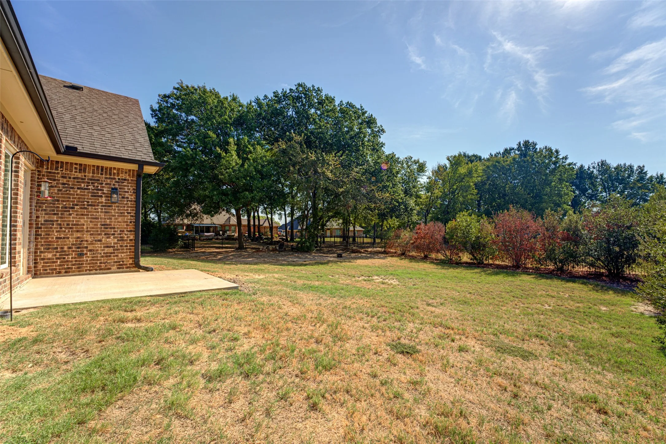 Single Family Residence For Sale in Kaufman County , 101 Lighthouse Lane, Mabank, Texas 75143, 3 Bedroom, 2 Bathroom, 2 Garage spaces, 2,054 Sqft, built in 2020, mls#21394463, Real Estate Agent in Mabank, Homes For Sale in Kaufman county, Homes For Sale in Mabank, Realtor in Mabank Texas, Real Estate Brokerage Independent Realty Texas, Luminita Cordes Realtor