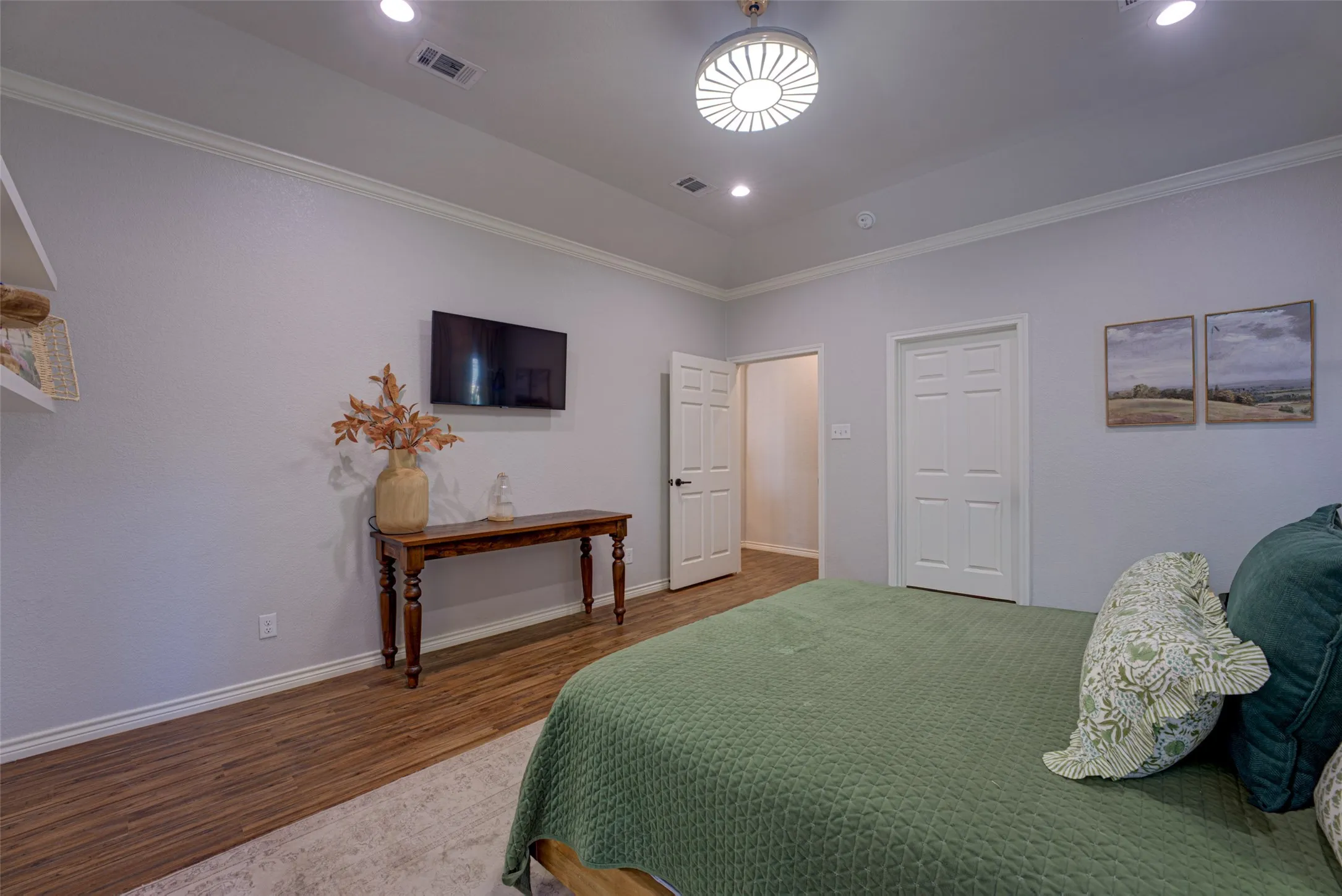 Single Family Residence For Sale in Kaufman County , 101 Lighthouse Lane, Mabank, Texas 75143, 3 Bedroom, 2 Bathroom, 2 Garage spaces, 2,054 Sqft, built in 2020, mls#21394463, Real Estate Agent in Mabank, Homes For Sale in Kaufman county, Homes For Sale in Mabank, Realtor in Mabank Texas, Real Estate Brokerage Independent Realty Texas, Luminita Cordes Realtor