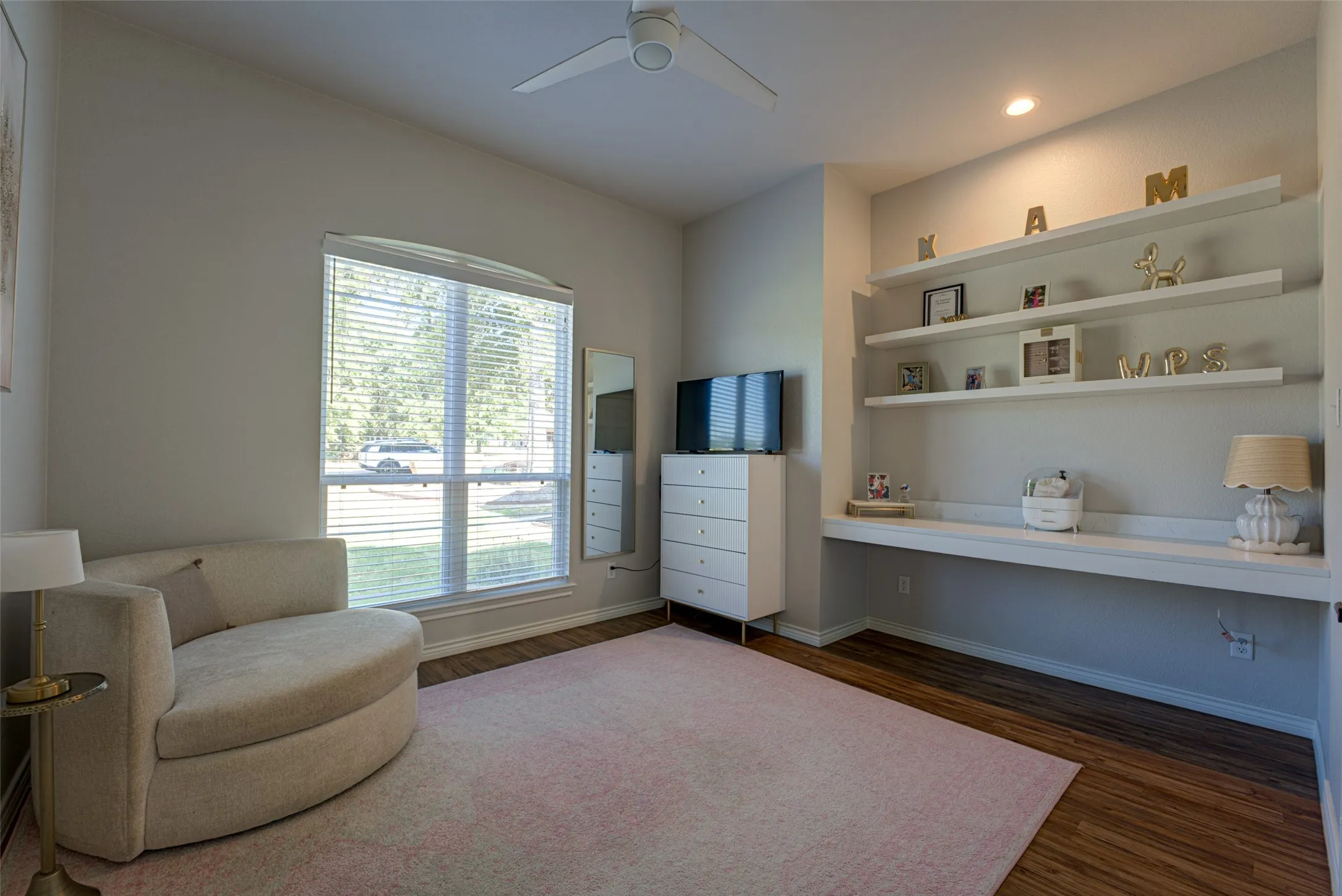 Single Family Residence For Sale in Kaufman County , 101 Lighthouse Lane, Mabank, Texas 75143, 3 Bedroom, 2 Bathroom, 2 Garage spaces, 2,054 Sqft, built in 2020, mls#21394463, Real Estate Agent in Mabank, Homes For Sale in Kaufman county, Homes For Sale in Mabank, Realtor in Mabank Texas, Real Estate Brokerage Independent Realty Texas, Luminita Cordes Realtor