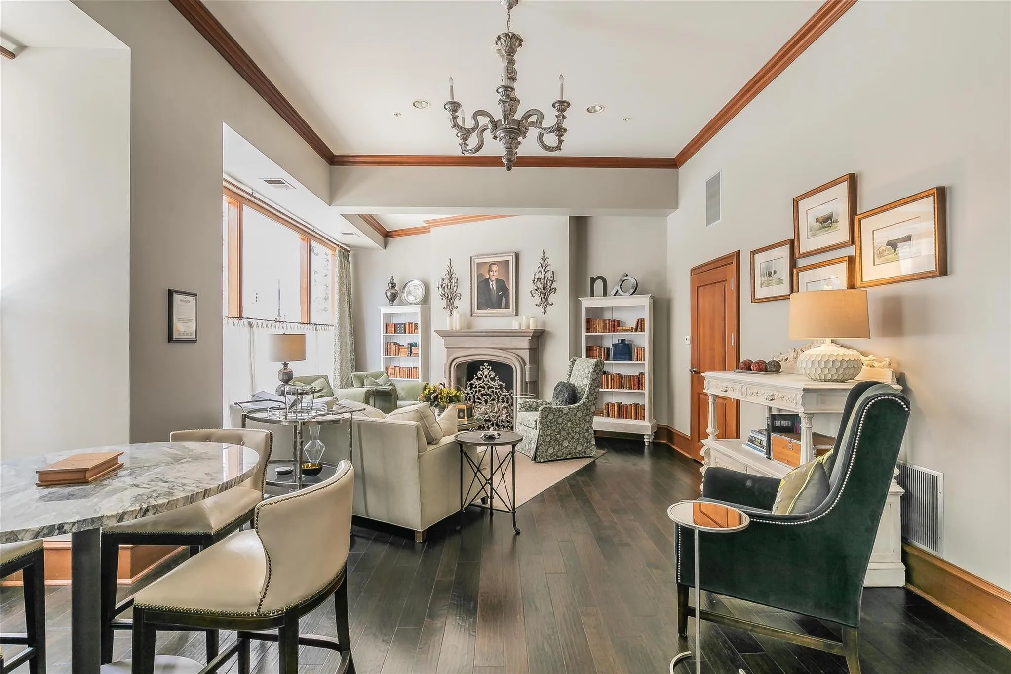 Condominium For Sale in Tarrant County , 411 W 7th Street 707, Fort Worth, Texas 76102, 1 Bedroom, 1 Bathroom, Garage spaces, 1,056 Sqft, built in 1921, mls#21364207, Real Estate Agent in Fort Worth, Homes For Sale in Tarrant county, Homes For Sale in Fort Worth, Realtor in Fort Worth Texas, Real Estate Brokerage Independent Realty Texas, Luminita Cordes Realtor