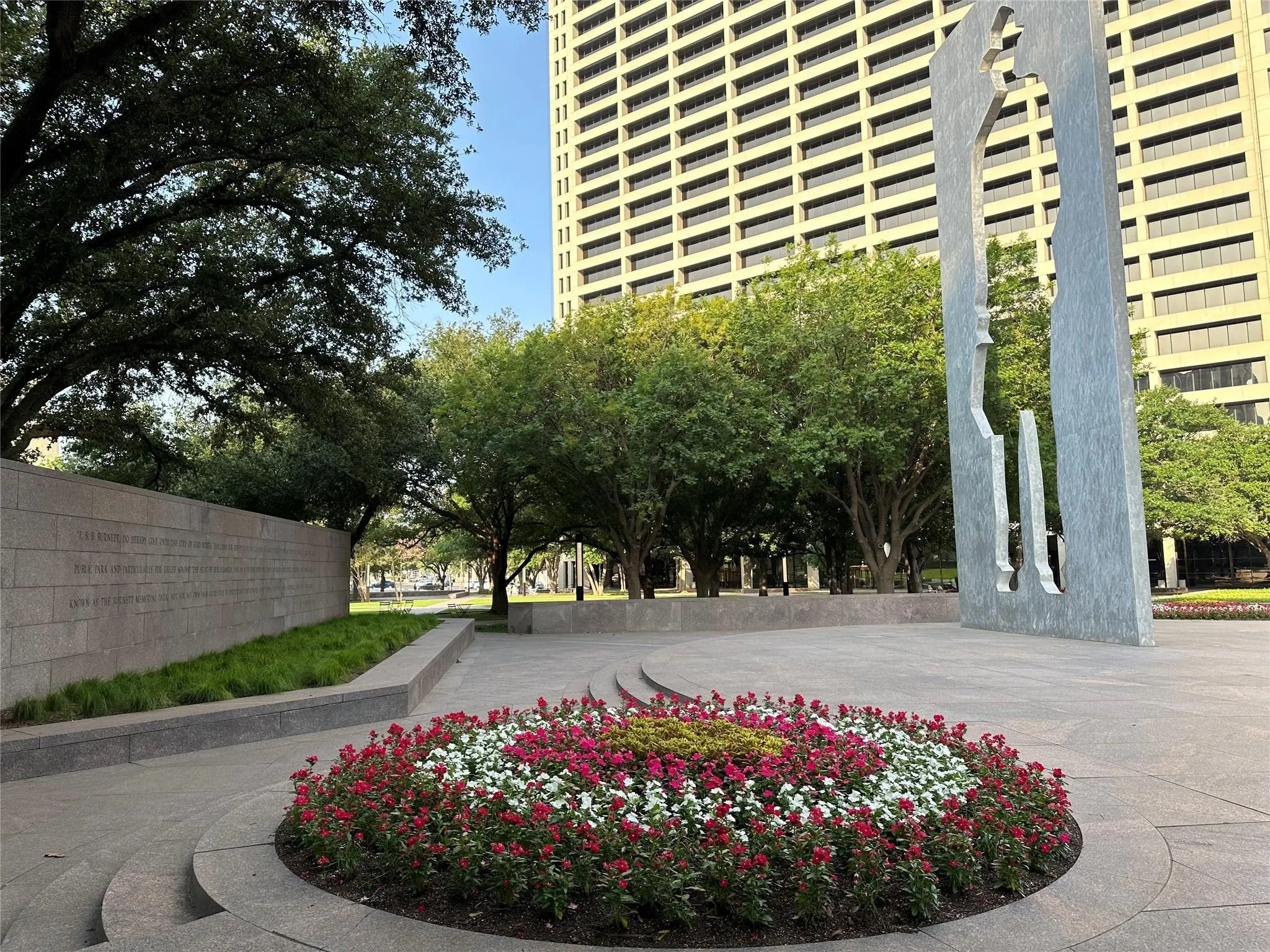 Condominium For Sale in Tarrant County , 411 W 7th Street 707, Fort Worth, Texas 76102, 1 Bedroom, 1 Bathroom, Garage spaces, 1,056 Sqft, built in 1921, mls#21364207, Real Estate Agent in Fort Worth, Homes For Sale in Tarrant county, Homes For Sale in Fort Worth, Realtor in Fort Worth Texas, Real Estate Brokerage Independent Realty Texas, Luminita Cordes Realtor