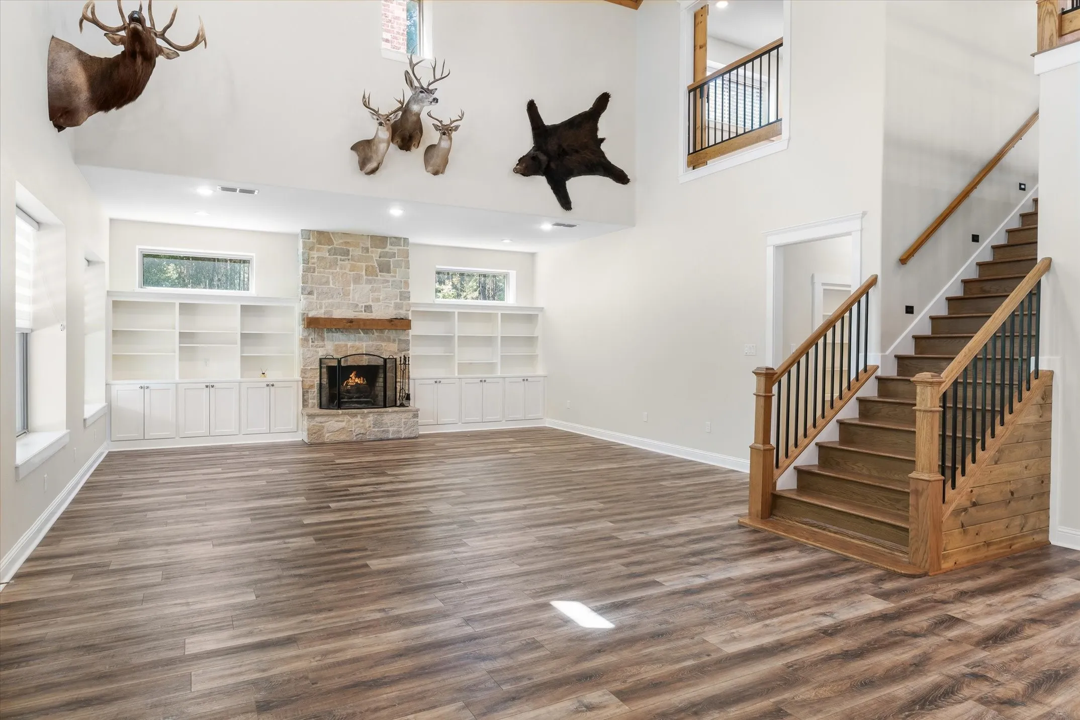 Single Family Residence For Sale in Upshur County , 636 Spruce Road, Big Sandy, Texas 75755, 4 Bedroom, 4 Bathroom, 2 Garage spaces, 3,500 Sqft, built in 2021, mls#21394868, Real Estate Agent in Big Sandy, Homes For Sale in Upshur county, Homes For Sale in Big Sandy, Realtor in Big Sandy Texas, Real Estate Brokerage Independent Realty Texas, Luminita Cordes Realtor