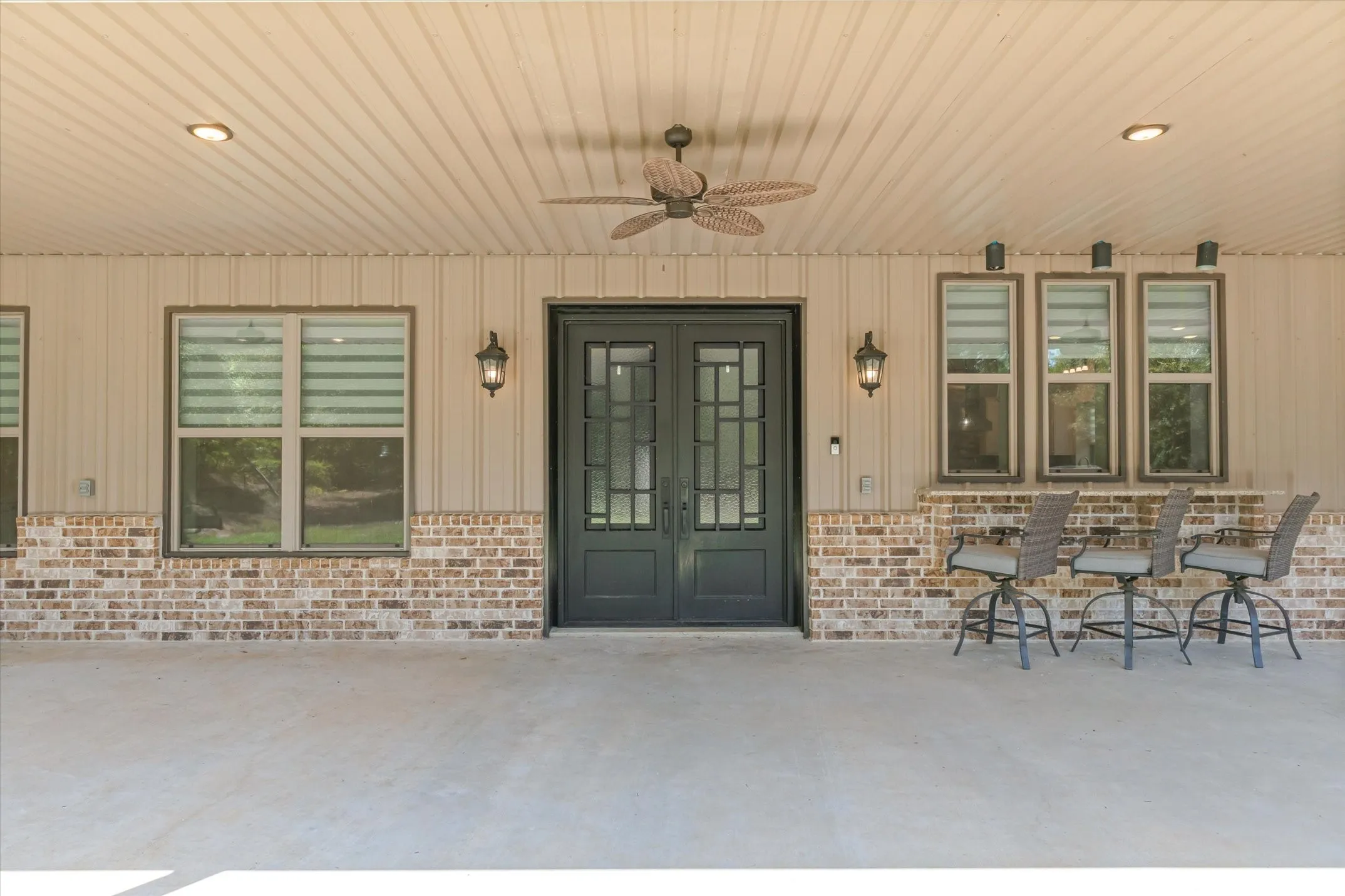 Single Family Residence For Sale in Upshur County , 636 Spruce Road, Big Sandy, Texas 75755, 4 Bedroom, 4 Bathroom, 2 Garage spaces, 3,500 Sqft, built in 2021, mls#21394868, Real Estate Agent in Big Sandy, Homes For Sale in Upshur county, Homes For Sale in Big Sandy, Realtor in Big Sandy Texas, Real Estate Brokerage Independent Realty Texas, Luminita Cordes Realtor