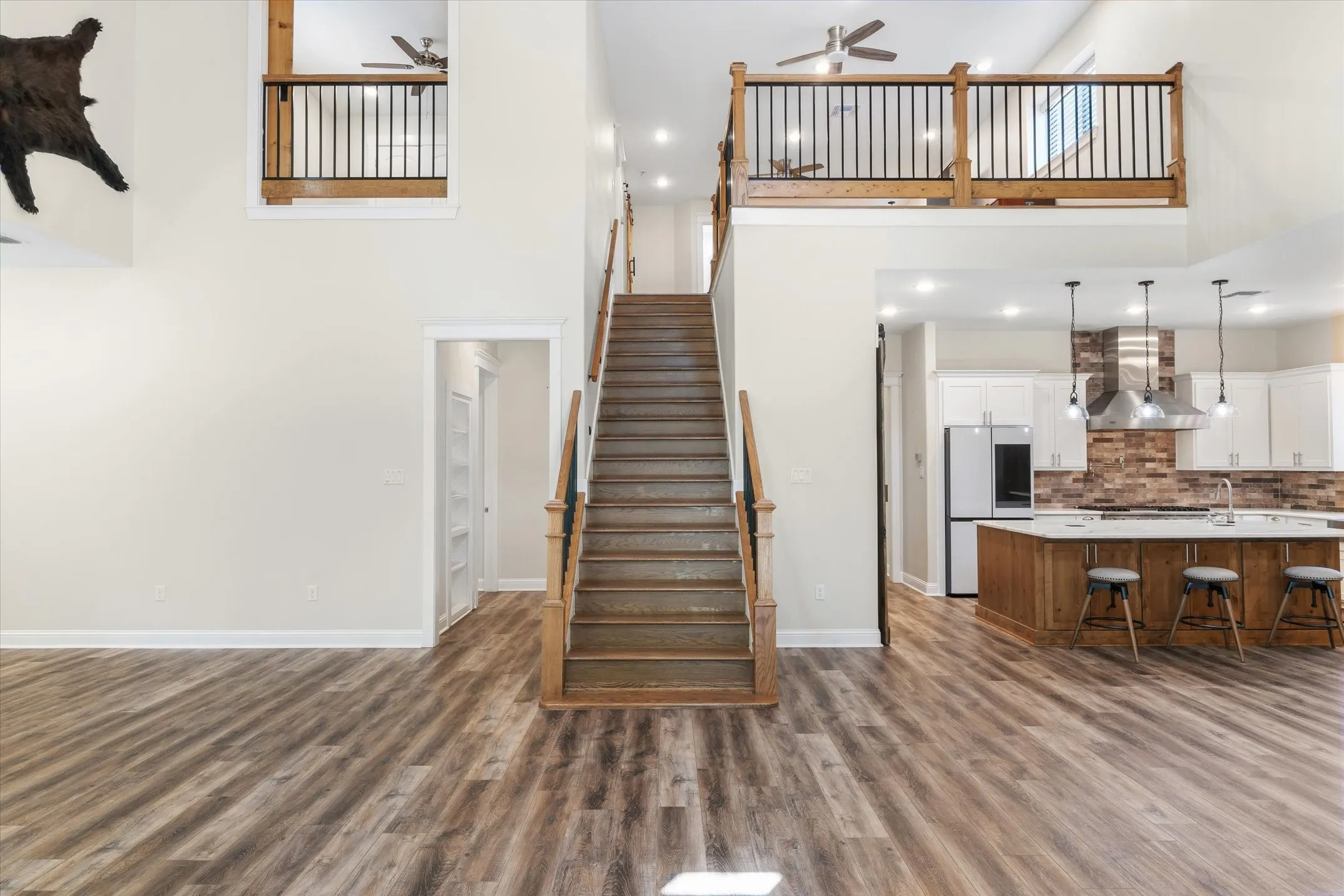 Single Family Residence For Sale in Upshur County , 636 Spruce Road, Big Sandy, Texas 75755, 4 Bedroom, 4 Bathroom, 2 Garage spaces, 3,500 Sqft, built in 2021, mls#21394868, Real Estate Agent in Big Sandy, Homes For Sale in Upshur county, Homes For Sale in Big Sandy, Realtor in Big Sandy Texas, Real Estate Brokerage Independent Realty Texas, Luminita Cordes Realtor