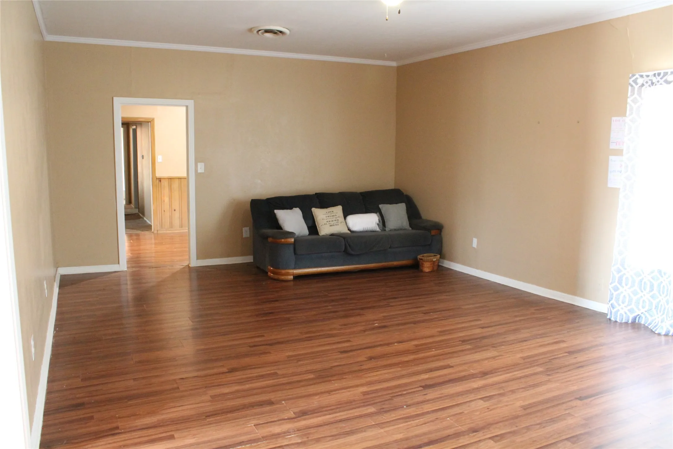 Single Family Residence For Sale in Knox County , 400 E Main Street, Knox City, Texas 79529, 4 Bedroom, 2 Bathroom, 2 Garage spaces, 3,150 Sqft, built in 1950, mls#21394290, Real Estate Agent in Knox City, Homes For Sale in Knox county, Homes For Sale in Knox City, Realtor in Knox City Texas, Real Estate Brokerage Independent Realty Texas, Luminita Cordes Realtor
