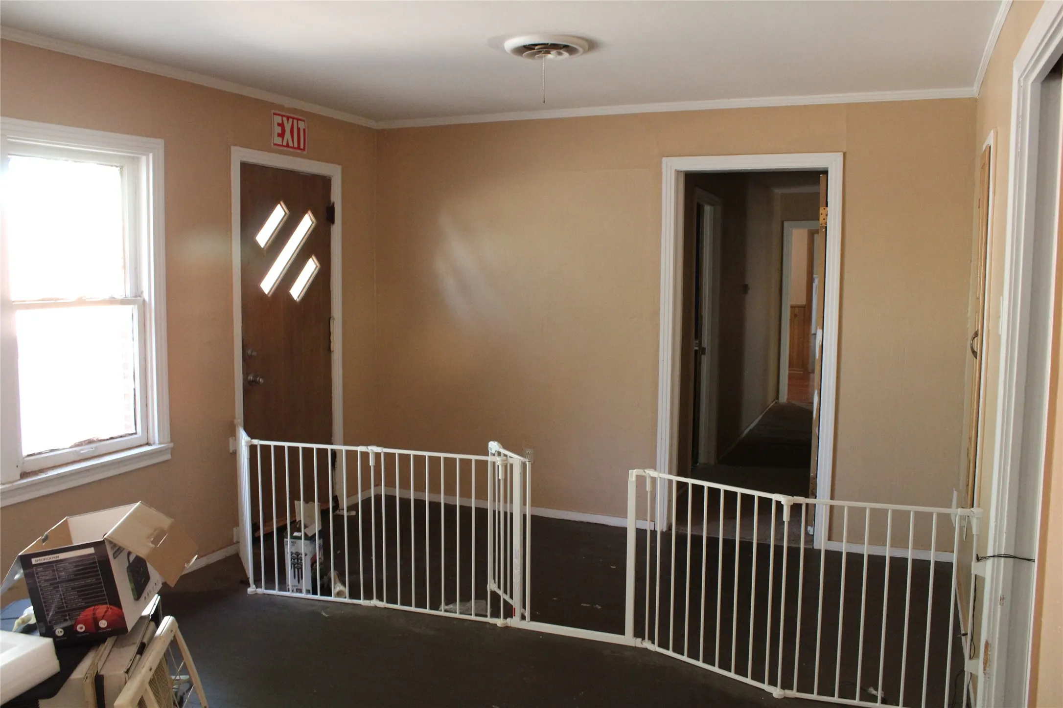 Single Family Residence For Sale in Knox County , 400 E Main Street, Knox City, Texas 79529, 4 Bedroom, 2 Bathroom, 2 Garage spaces, 3,150 Sqft, built in 1950, mls#21394290, Real Estate Agent in Knox City, Homes For Sale in Knox county, Homes For Sale in Knox City, Realtor in Knox City Texas, Real Estate Brokerage Independent Realty Texas, Luminita Cordes Realtor