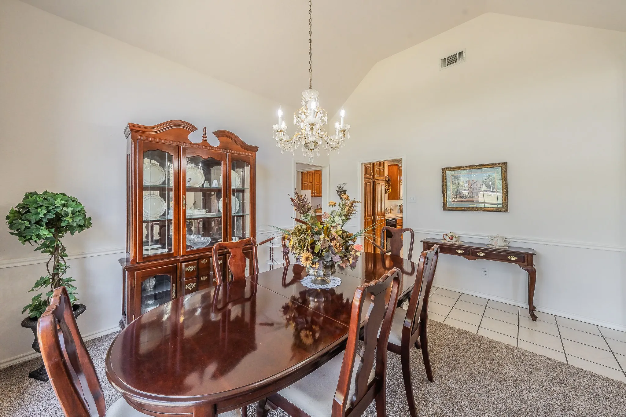 Single Family Residence For Sale in Tarrant County , 2305 Floyd Hampton Road, Crowley, Texas 76036, 4 Bedroom, 3 Bathroom, 3 Garage spaces, 2,660 Sqft, built in 1994, mls#21394876, Real Estate Agent in Crowley, Homes For Sale in Tarrant county, Homes For Sale in Crowley, Realtor in Crowley Texas, Real Estate Brokerage Independent Realty Texas, Luminita Cordes Realtor