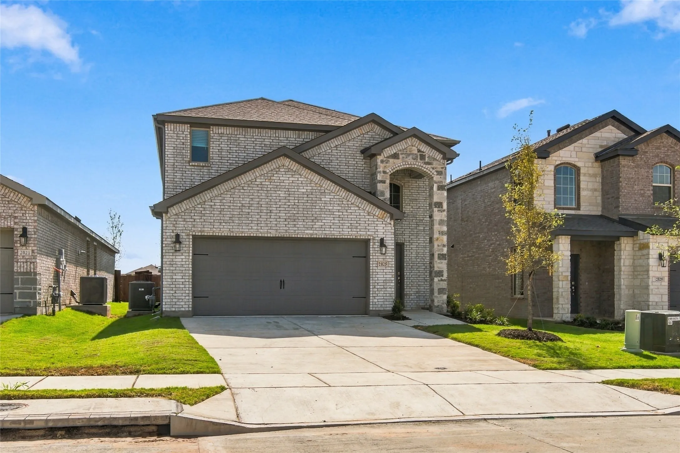 Single Family Residence For Rent in Collin County , 2025 Crockett Way, Anna, Texas 75409, 4 Bedroom, 4 Bathroom, 2 Garage spaces, 2,208 Sqft, built in 2026, mls#21394885, Real Estate Agent in Anna, Homes For Rent in Collin county, Homes For Rent in Anna, Realtor in Anna Texas, Real Estate Brokerage Independent Realty Texas, Luminita Cordes Realtor