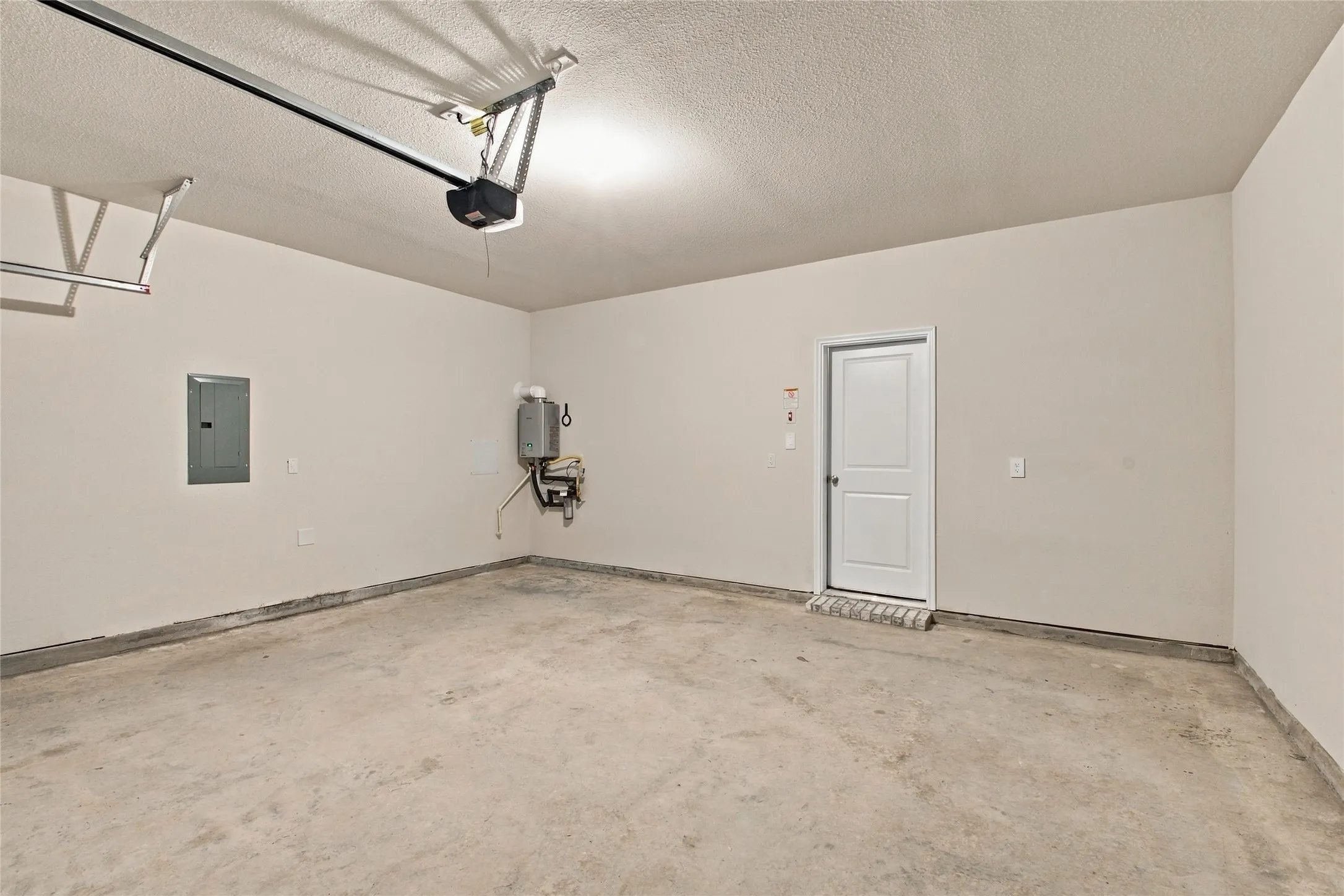 Single Family Residence For Rent in Collin County , 2025 Crockett Way, Anna, Texas 75409, 4 Bedroom, 4 Bathroom, 2 Garage spaces, 2,208 Sqft, built in 2026, mls#21394885, Real Estate Agent in Anna, Homes For Rent in Collin county, Homes For Rent in Anna, Realtor in Anna Texas, Real Estate Brokerage Independent Realty Texas, Luminita Cordes Realtor