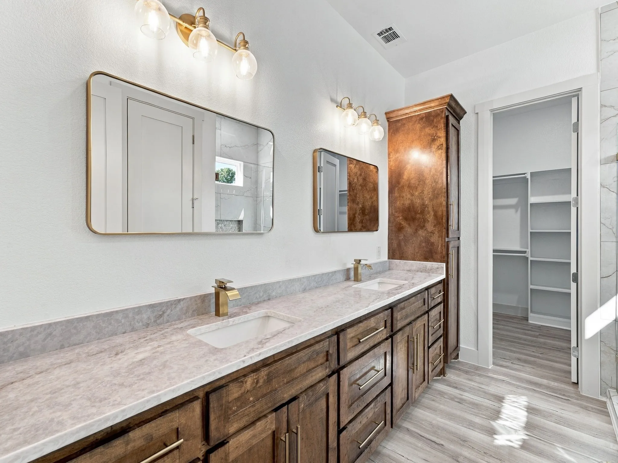 Single Family Residence For Sale in Wise County , 1810 Carpenter Street, Bridgeport, Texas 76426, 4 Bedroom, 4 Bathroom, 2 Garage spaces, 2,350 Sqft, built in 2026, mls#21393583, Real Estate Agent in Bridgeport, Homes For Sale in Wise county, Homes For Sale in Bridgeport, Realtor in Bridgeport Texas, Real Estate Brokerage Independent Realty Texas, Luminita Cordes Realtor