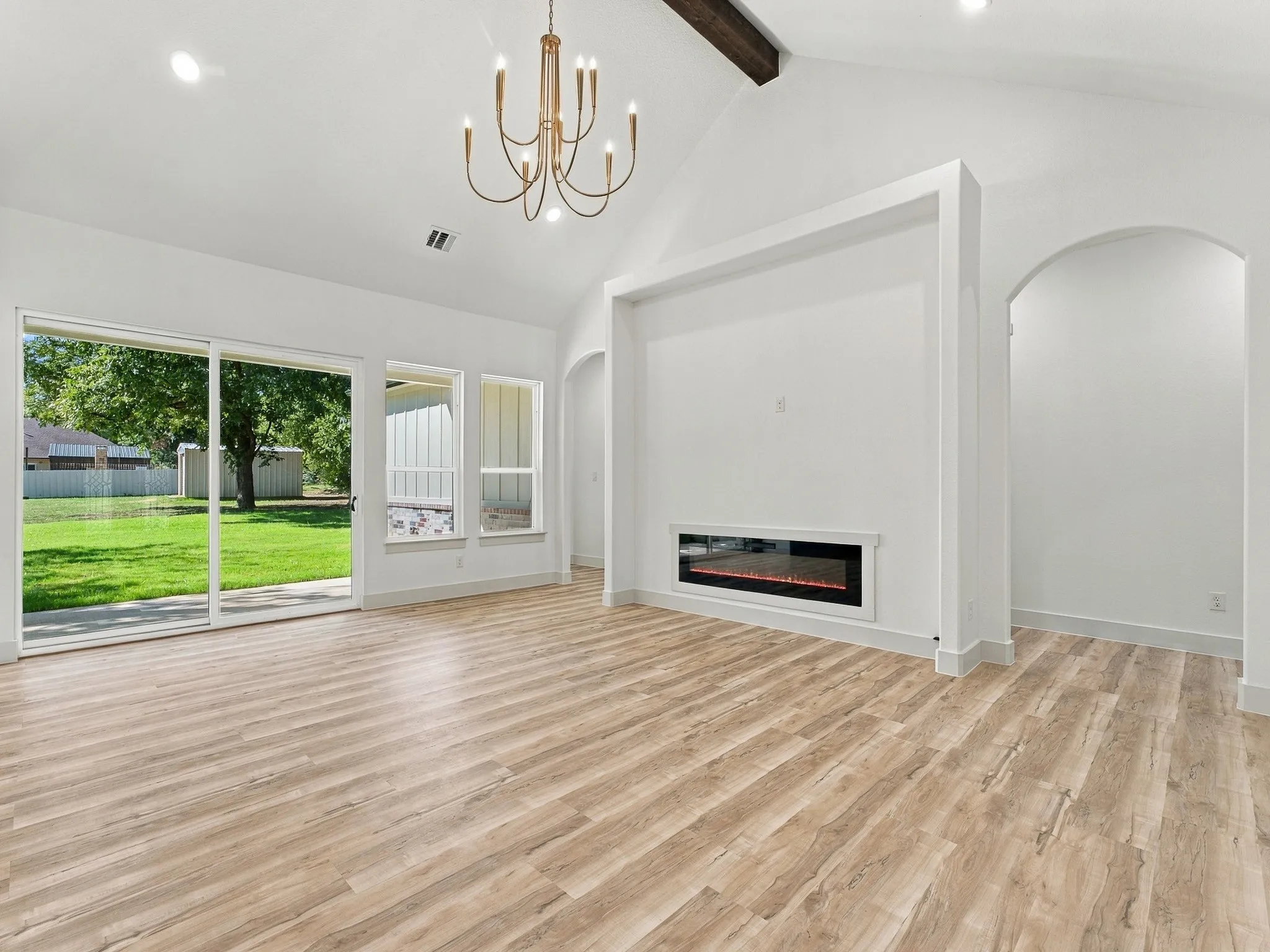 Single Family Residence For Sale in Wise County , 1810 Carpenter Street, Bridgeport, Texas 76426, 4 Bedroom, 4 Bathroom, 2 Garage spaces, 2,350 Sqft, built in 2026, mls#21393583, Real Estate Agent in Bridgeport, Homes For Sale in Wise county, Homes For Sale in Bridgeport, Realtor in Bridgeport Texas, Real Estate Brokerage Independent Realty Texas, Luminita Cordes Realtor