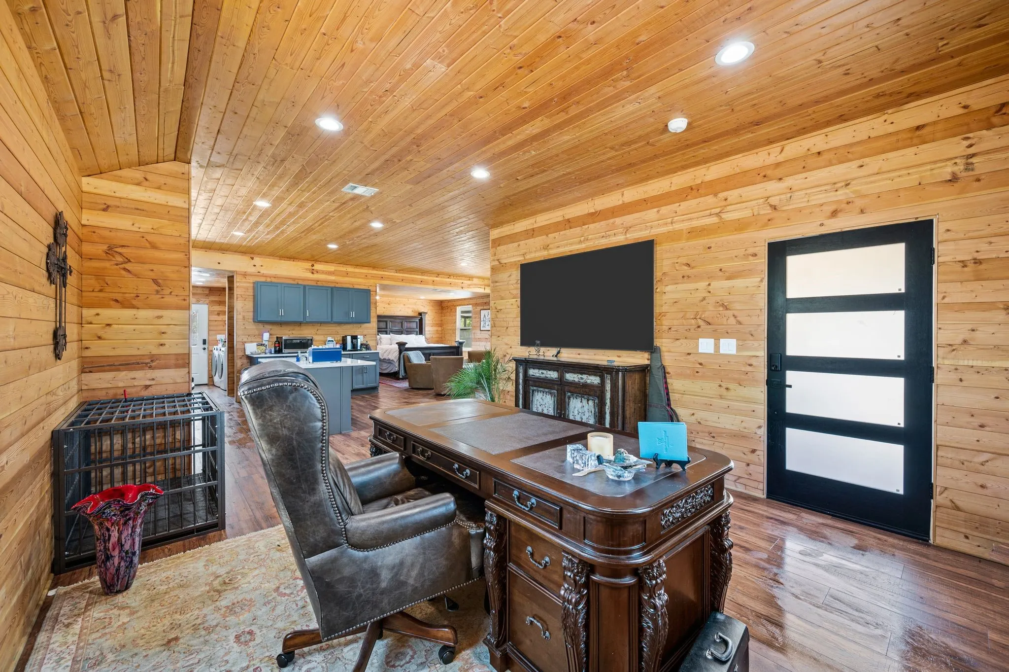 Farm For Sale in Tarrant County , 1700 Marti Drive, Burleson, Texas 76028, 3 Bedroom, 2 Bathroom, Garage spaces, 1,911 Sqft, built in 1969, mls#21394883, Real Estate Agent in Burleson, Homes For Sale in Tarrant county, Homes For Sale in Burleson, Realtor in Burleson Texas, Real Estate Brokerage Independent Realty Texas, Luminita Cordes Realtor