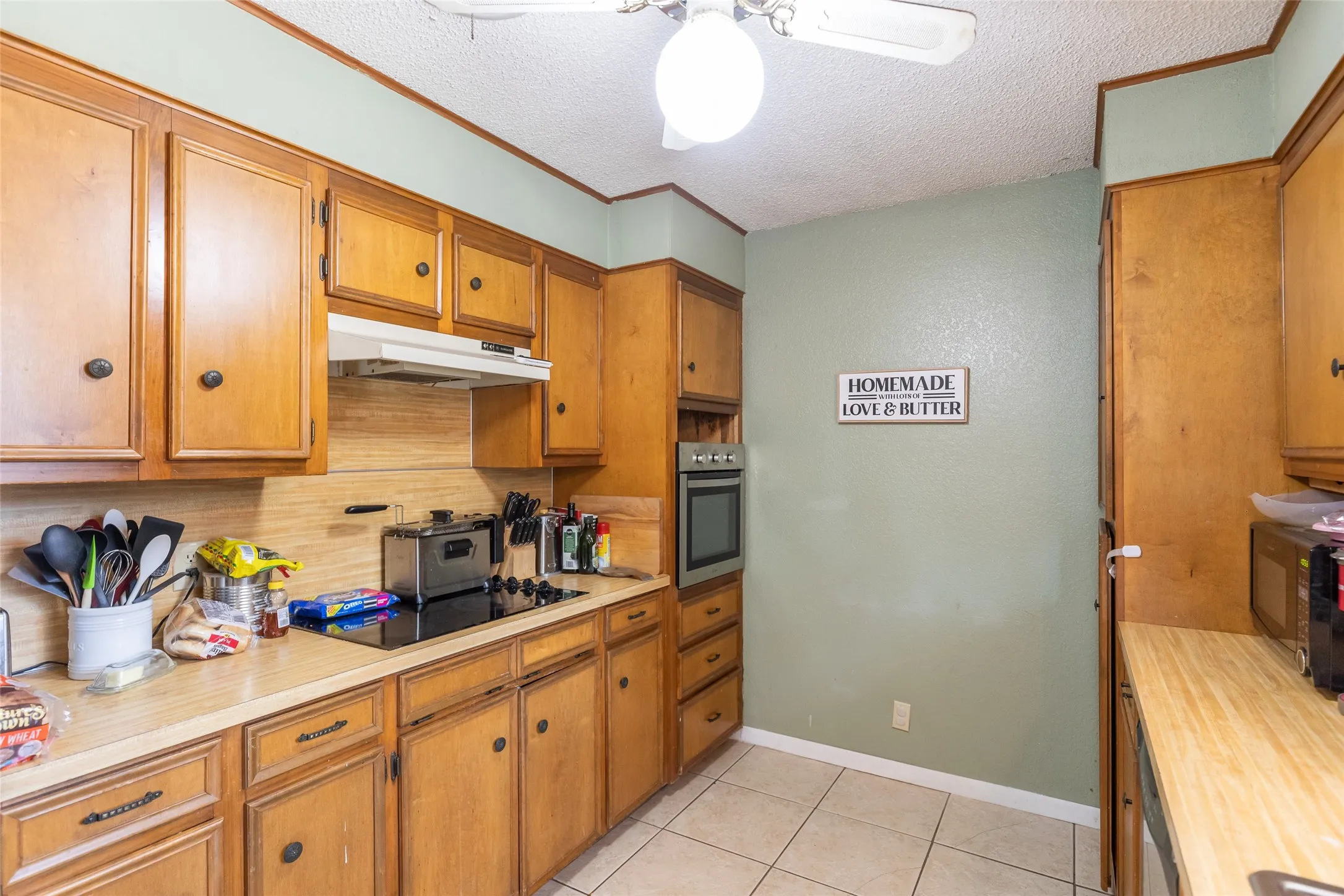 Single Family Residence For Sale in Taylor County , 1001 Pardoners Road, Abilene, Texas 79602, 3 Bedroom, 2 Bathroom, 2 Garage spaces, 1,527 Sqft, built in 1981, mls#21393844, Real Estate Agent in Abilene, Homes For Sale in Taylor county, Homes For Sale in Abilene, Realtor in Abilene Texas, Real Estate Brokerage Independent Realty Texas, Luminita Cordes Realtor
