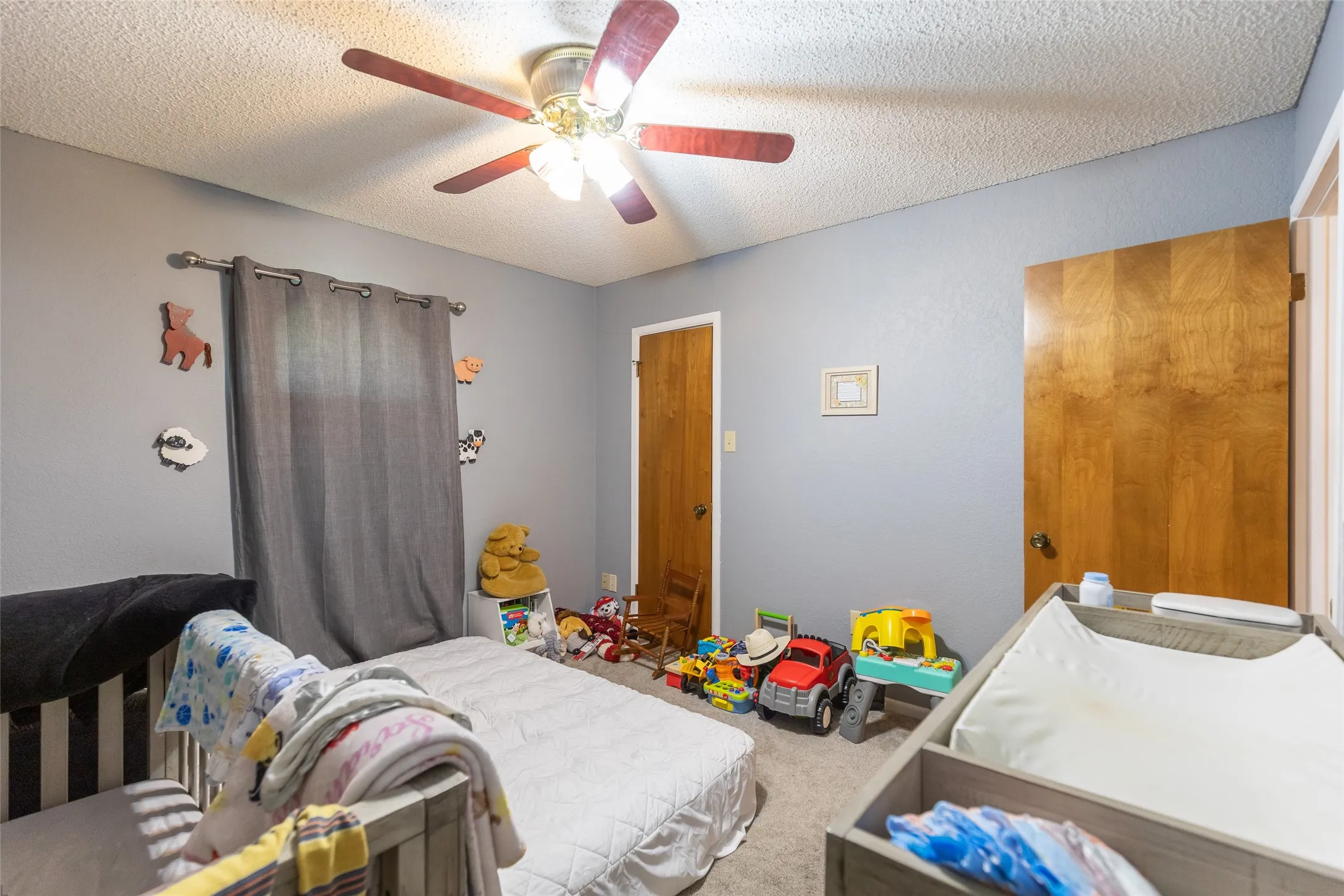 Single Family Residence For Sale in Taylor County , 1001 Pardoners Road, Abilene, Texas 79602, 3 Bedroom, 2 Bathroom, 2 Garage spaces, 1,527 Sqft, built in 1981, mls#21393844, Real Estate Agent in Abilene, Homes For Sale in Taylor county, Homes For Sale in Abilene, Realtor in Abilene Texas, Real Estate Brokerage Independent Realty Texas, Luminita Cordes Realtor