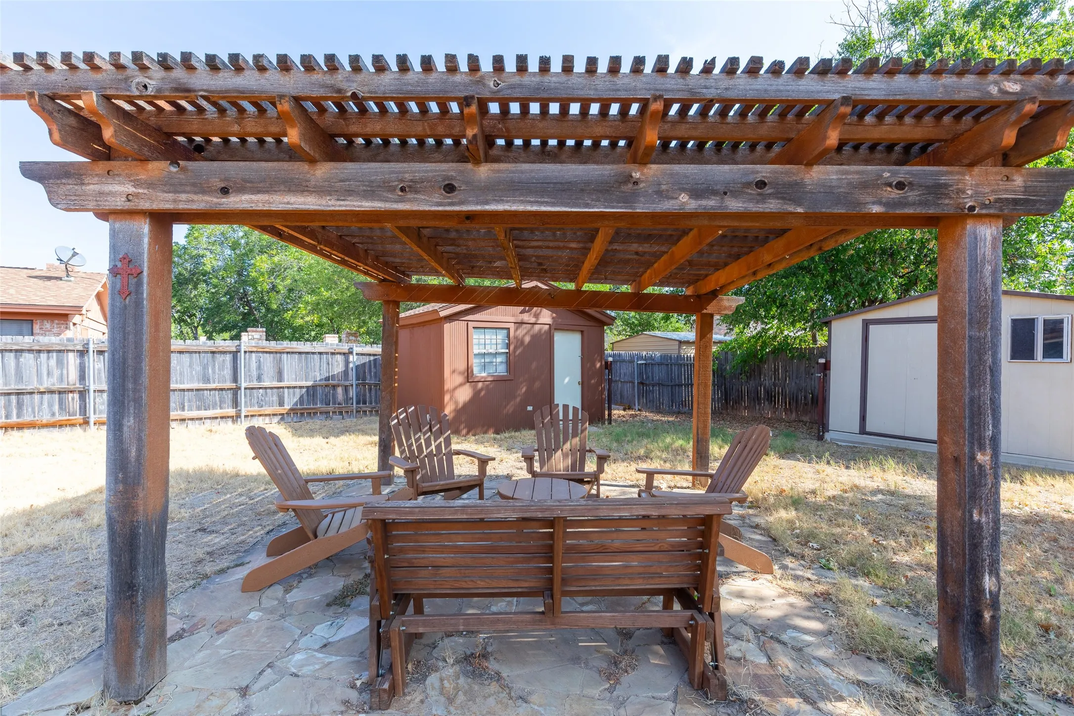 Single Family Residence For Sale in Taylor County , 1001 Pardoners Road, Abilene, Texas 79602, 3 Bedroom, 2 Bathroom, 2 Garage spaces, 1,527 Sqft, built in 1981, mls#21393844, Real Estate Agent in Abilene, Homes For Sale in Taylor county, Homes For Sale in Abilene, Realtor in Abilene Texas, Real Estate Brokerage Independent Realty Texas, Luminita Cordes Realtor
