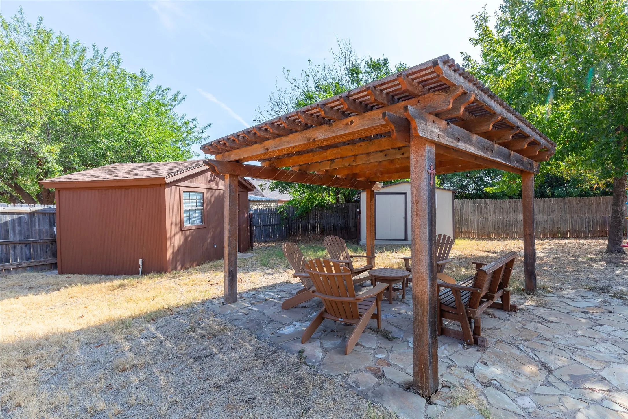 Single Family Residence For Sale in Taylor County , 1001 Pardoners Road, Abilene, Texas 79602, 3 Bedroom, 2 Bathroom, 2 Garage spaces, 1,527 Sqft, built in 1981, mls#21393844, Real Estate Agent in Abilene, Homes For Sale in Taylor county, Homes For Sale in Abilene, Realtor in Abilene Texas, Real Estate Brokerage Independent Realty Texas, Luminita Cordes Realtor