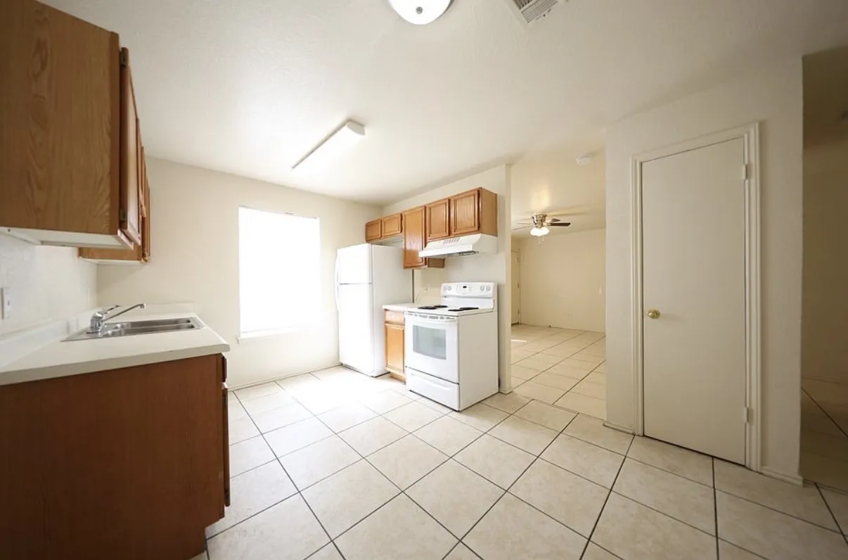 Quadruplex For Sale in Bell County , 1808 Windward Drive, Killeen, Texas 76543, 8 Bedroom, 4 Bathroom, Garage spaces, 0 Sqft, built in 1996, mls#21392654, Real Estate Agent in Killeen, Homes For Sale in Bell county, Homes For Sale in Killeen, Realtor in Killeen Texas, Real Estate Brokerage Independent Realty Texas, Luminita Cordes Realtor