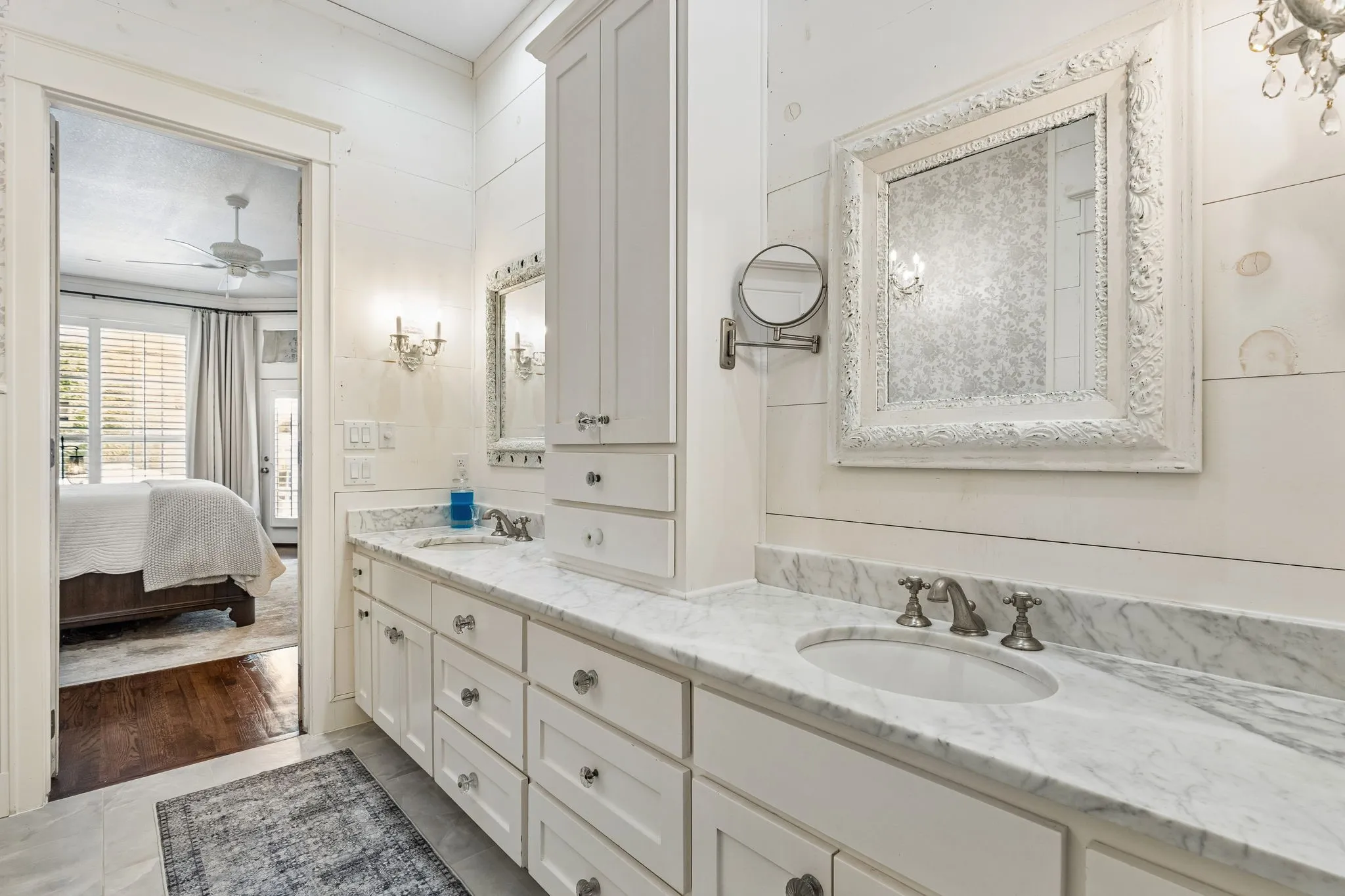 Single Family Residence For Sale in Collin County , 414 N Waddill Street, Mc Kinney, Texas 75069, 4 Bedroom, 4 Bathroom, 2 Garage spaces, 3,683 Sqft, built in 2012, mls#21393614, Real Estate Agent in Mc Kinney, Homes For Sale in Collin county, Homes For Sale in Mc Kinney, Realtor in Mc Kinney Texas, Real Estate Brokerage Independent Realty Texas, Luminita Cordes Realtor