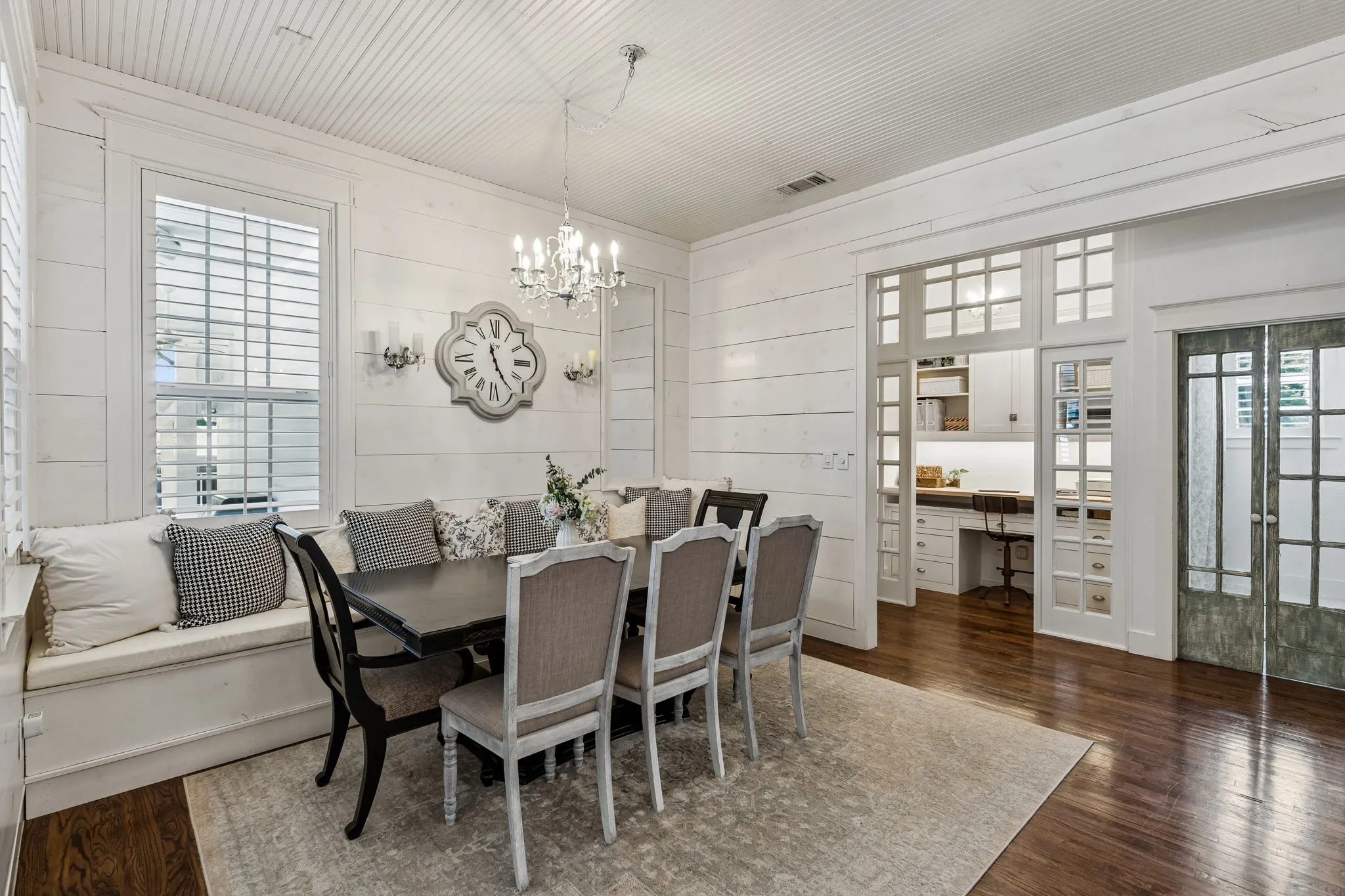 Single Family Residence For Sale in Collin County , 414 N Waddill Street, Mc Kinney, Texas 75069, 4 Bedroom, 4 Bathroom, 2 Garage spaces, 3,683 Sqft, built in 2012, mls#21393614, Real Estate Agent in Mc Kinney, Homes For Sale in Collin county, Homes For Sale in Mc Kinney, Realtor in Mc Kinney Texas, Real Estate Brokerage Independent Realty Texas, Luminita Cordes Realtor