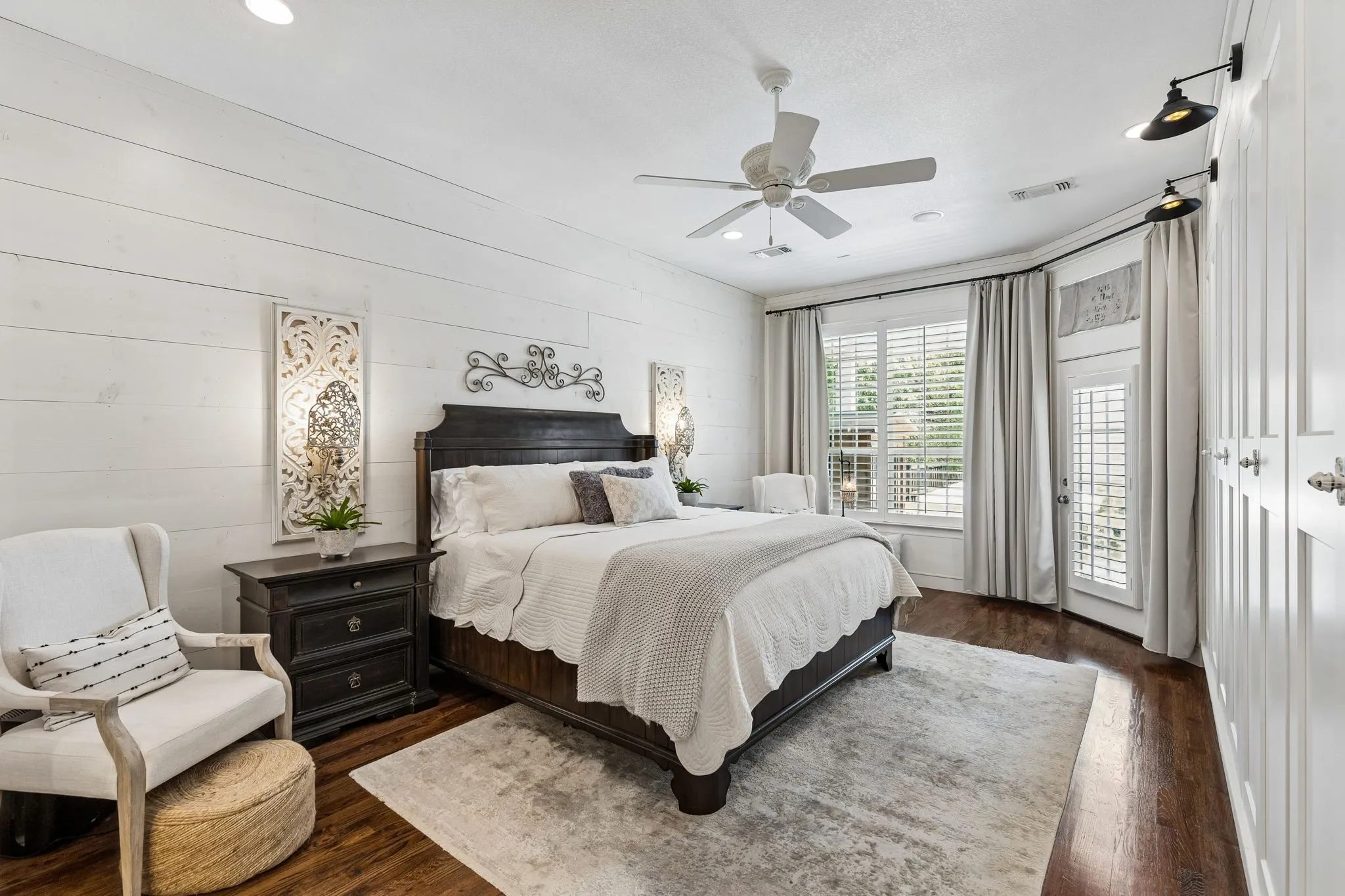 Single Family Residence For Sale in Collin County , 414 N Waddill Street, Mc Kinney, Texas 75069, 4 Bedroom, 4 Bathroom, 2 Garage spaces, 3,683 Sqft, built in 2012, mls#21393614, Real Estate Agent in Mc Kinney, Homes For Sale in Collin county, Homes For Sale in Mc Kinney, Realtor in Mc Kinney Texas, Real Estate Brokerage Independent Realty Texas, Luminita Cordes Realtor