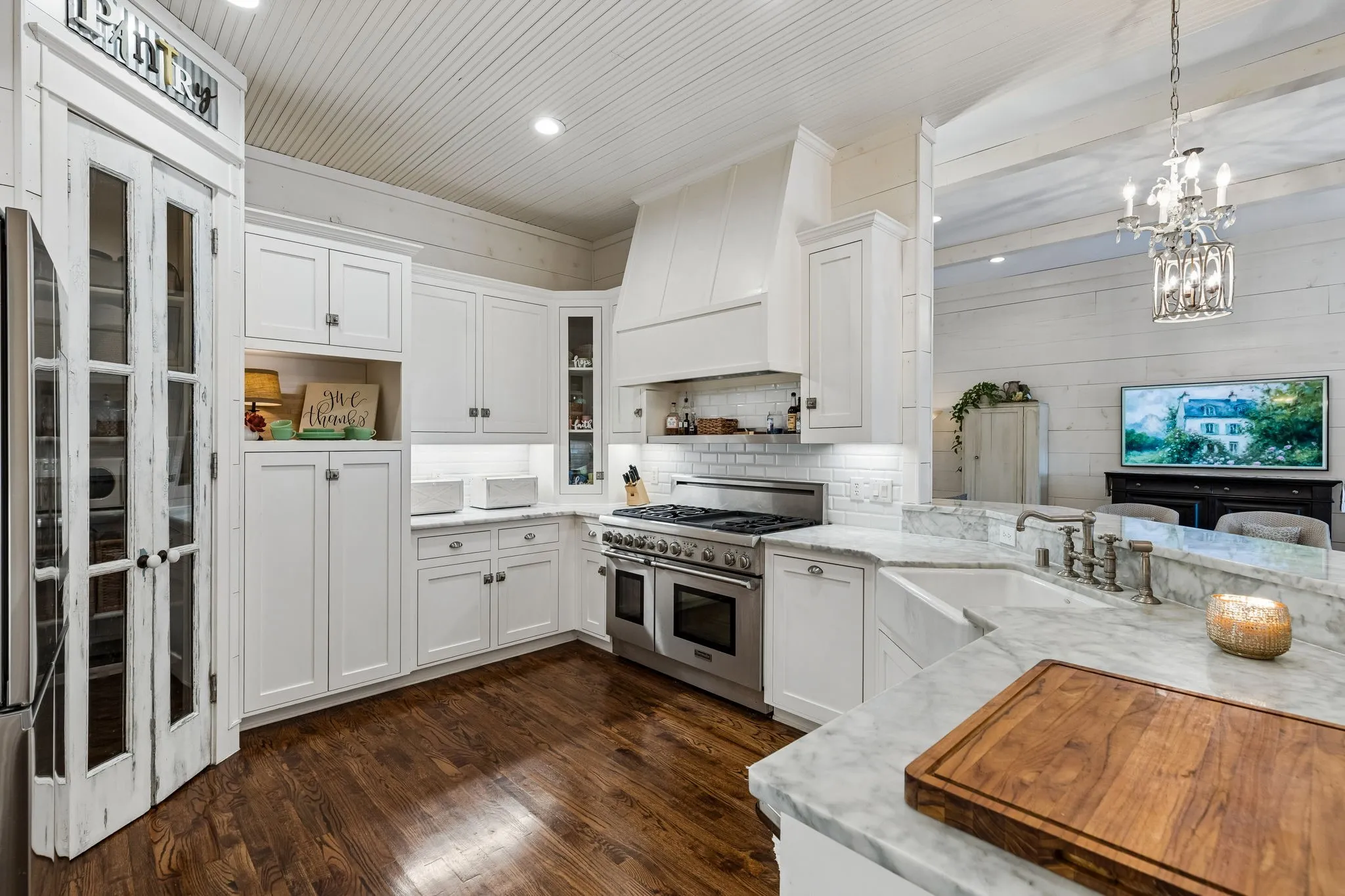 Single Family Residence For Sale in Collin County , 414 N Waddill Street, Mc Kinney, Texas 75069, 4 Bedroom, 4 Bathroom, 2 Garage spaces, 3,683 Sqft, built in 2012, mls#21393614, Real Estate Agent in Mc Kinney, Homes For Sale in Collin county, Homes For Sale in Mc Kinney, Realtor in Mc Kinney Texas, Real Estate Brokerage Independent Realty Texas, Luminita Cordes Realtor