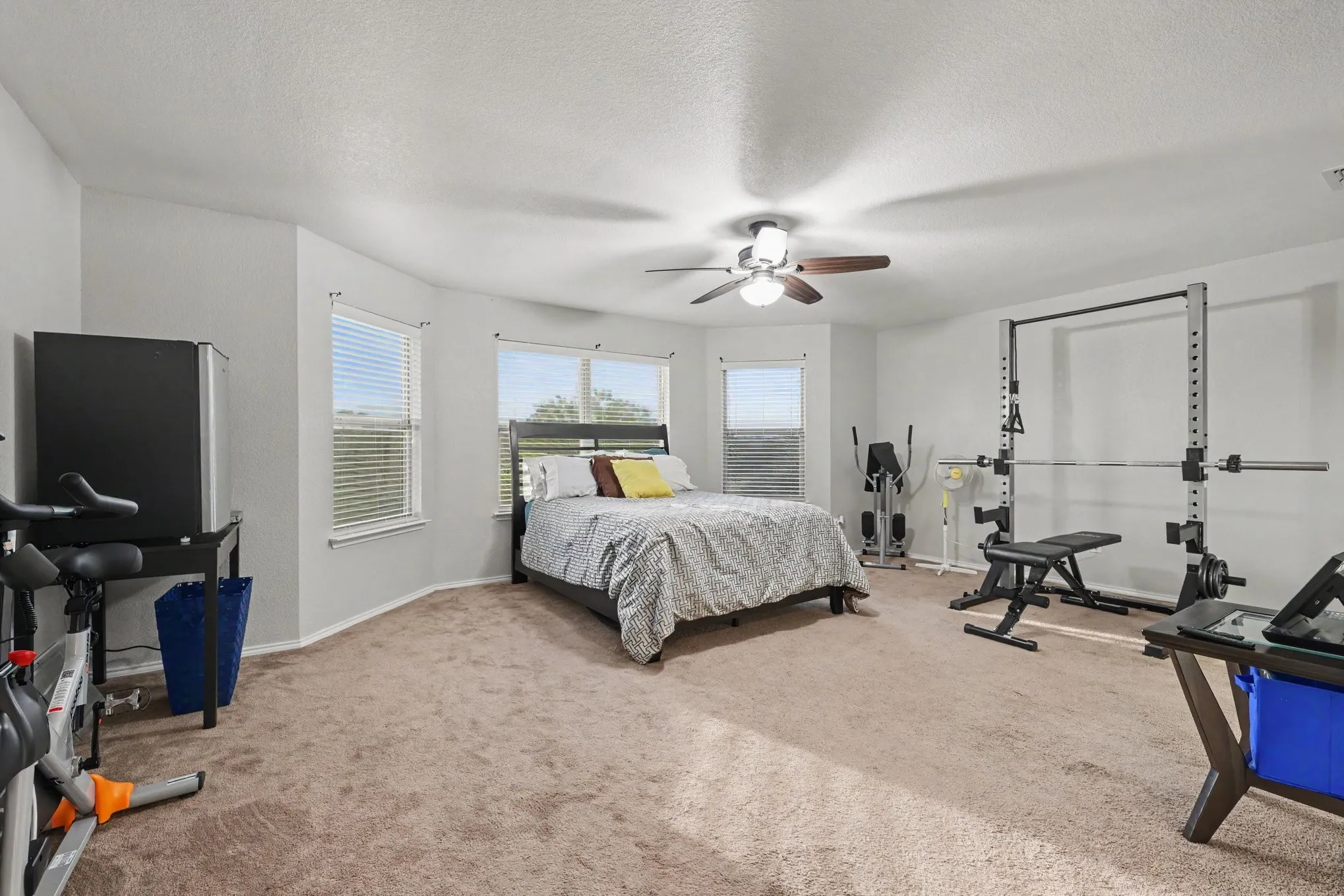 Single Family Residence For Sale in Denton County , 3428 Oceanview Drive, Denton, Texas 76208, 5 Bedroom, 4 Bathroom, 2 Garage spaces, 3,995 Sqft, built in 2014, mls#21394922, Real Estate Agent in Denton, Homes For Sale in Denton county, Homes For Sale in Denton, Realtor in Denton Texas, Real Estate Brokerage Independent Realty Texas, Luminita Cordes Realtor