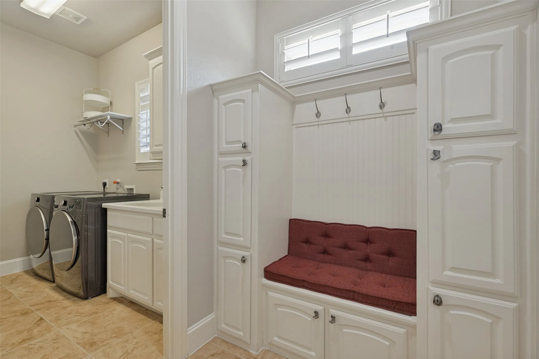 Single Family Residence For Sale in Collin County , 1834 Trinidad Lane, Allen, Texas 75013, 3 Bedroom, 4 Bathroom, 3 Garage spaces, 3,578 Sqft, built in 2007, mls#21393526, Real Estate Agent in Allen, Homes For Sale in Collin county, Homes For Sale in Allen, Realtor in Allen Texas, Real Estate Brokerage Independent Realty Texas, Luminita Cordes Realtor