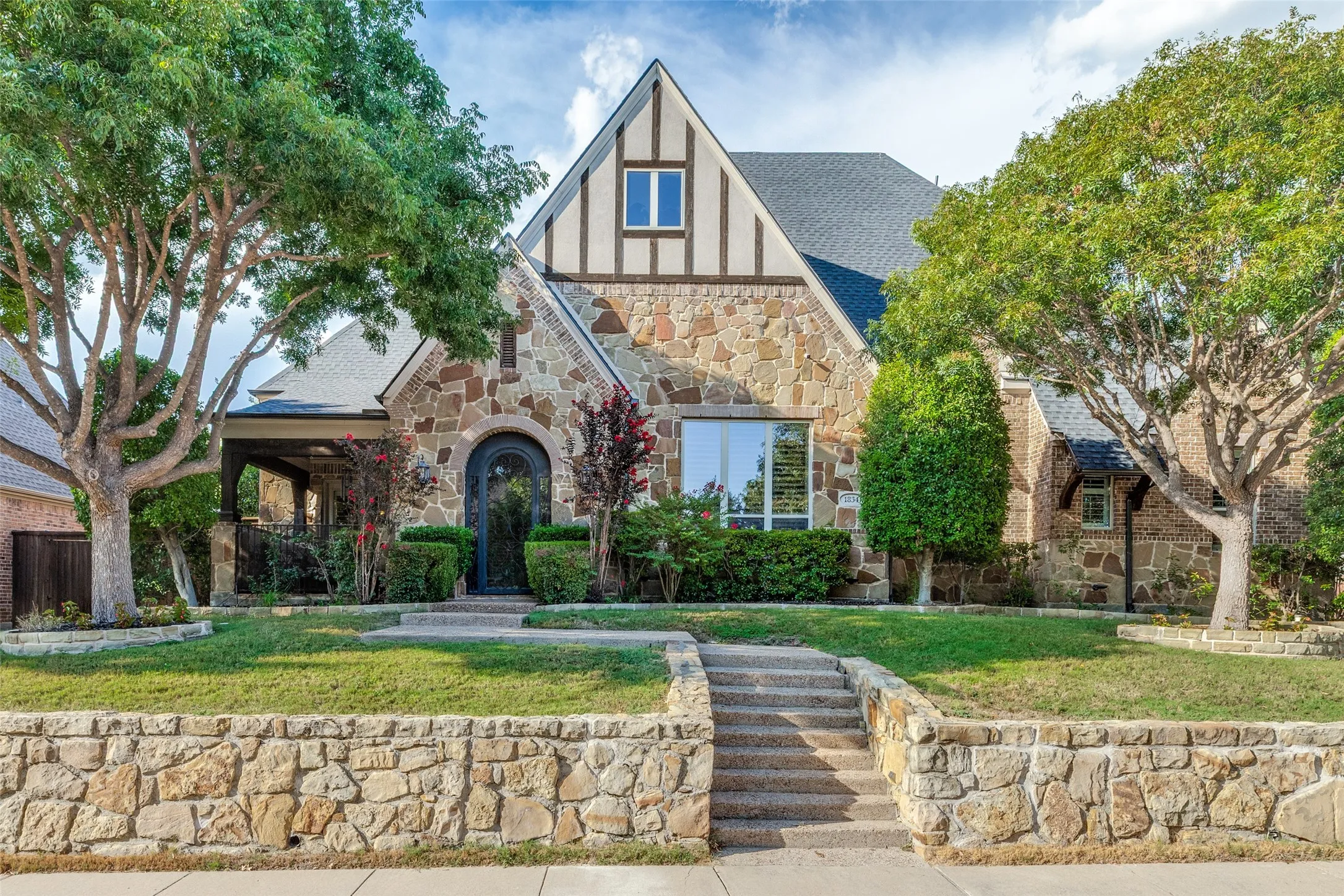 Single Family Residence For Sale in Collin County , 1834 Trinidad Lane, Allen, Texas 75013, 3 Bedroom, 4 Bathroom, 3 Garage spaces, 3,578 Sqft, built in 2007, mls#21393526, Real Estate Agent in Allen, Homes For Sale in Collin county, Homes For Sale in Allen, Realtor in Allen Texas, Real Estate Brokerage Independent Realty Texas, Luminita Cordes Realtor