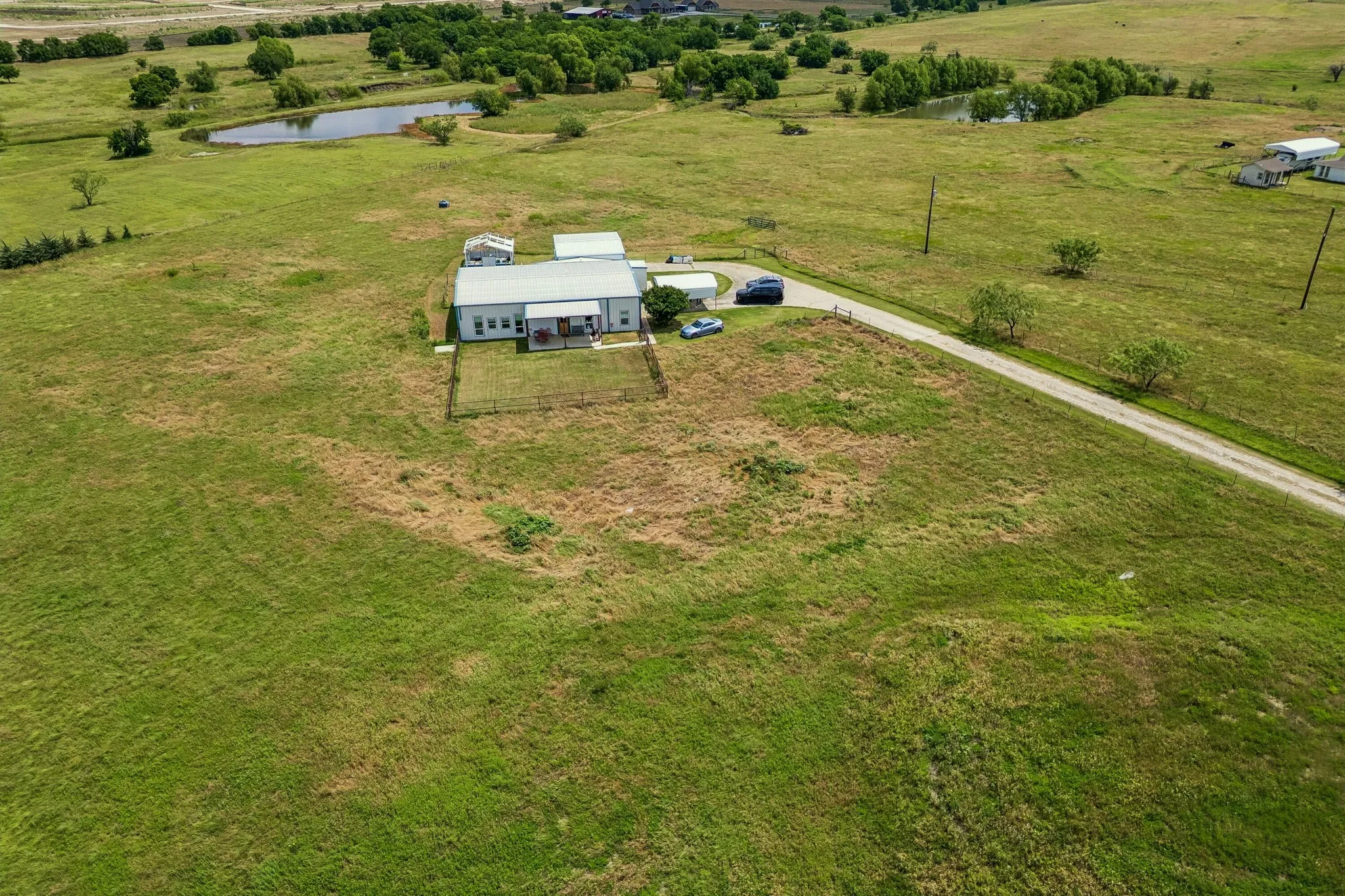 Single Family Residence For Sale in Collin County , 9230 Santa Fe Trail, Celina, Texas 75009, 3 Bedroom, 2 Bathroom, 2 Garage spaces, 2,097 Sqft, built in 1996, mls#21394882, Real Estate Agent in Celina, Homes For Sale in Collin county, Homes For Sale in Celina, Realtor in Celina Texas, Real Estate Brokerage Independent Realty Texas, Luminita Cordes Realtor
