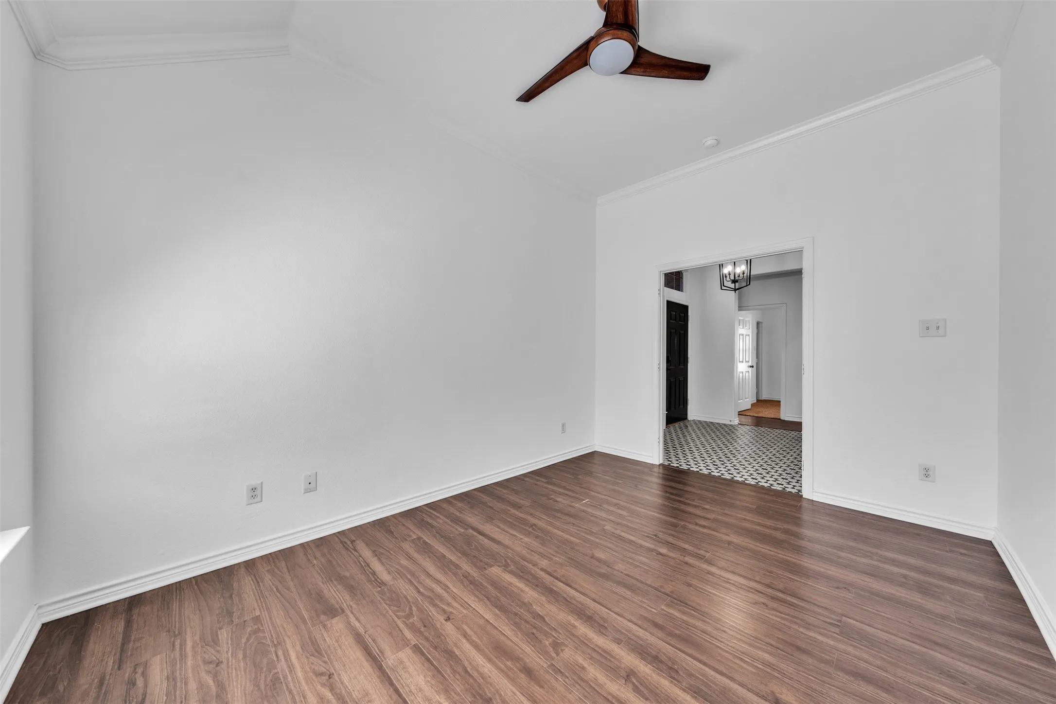 Single Family Residence For Sale in Tarrant County , 4533 Summerbrook Circle, Fort Worth, Texas 76137, 3 Bedroom, 2 Bathroom, 2 Garage spaces, 1,762 Sqft, built in 2001, mls#21394717, Real Estate Agent in Fort Worth, Homes For Sale in Tarrant county, Homes For Sale in Fort Worth, Realtor in Fort Worth Texas, Real Estate Brokerage Independent Realty Texas, Luminita Cordes Realtor
