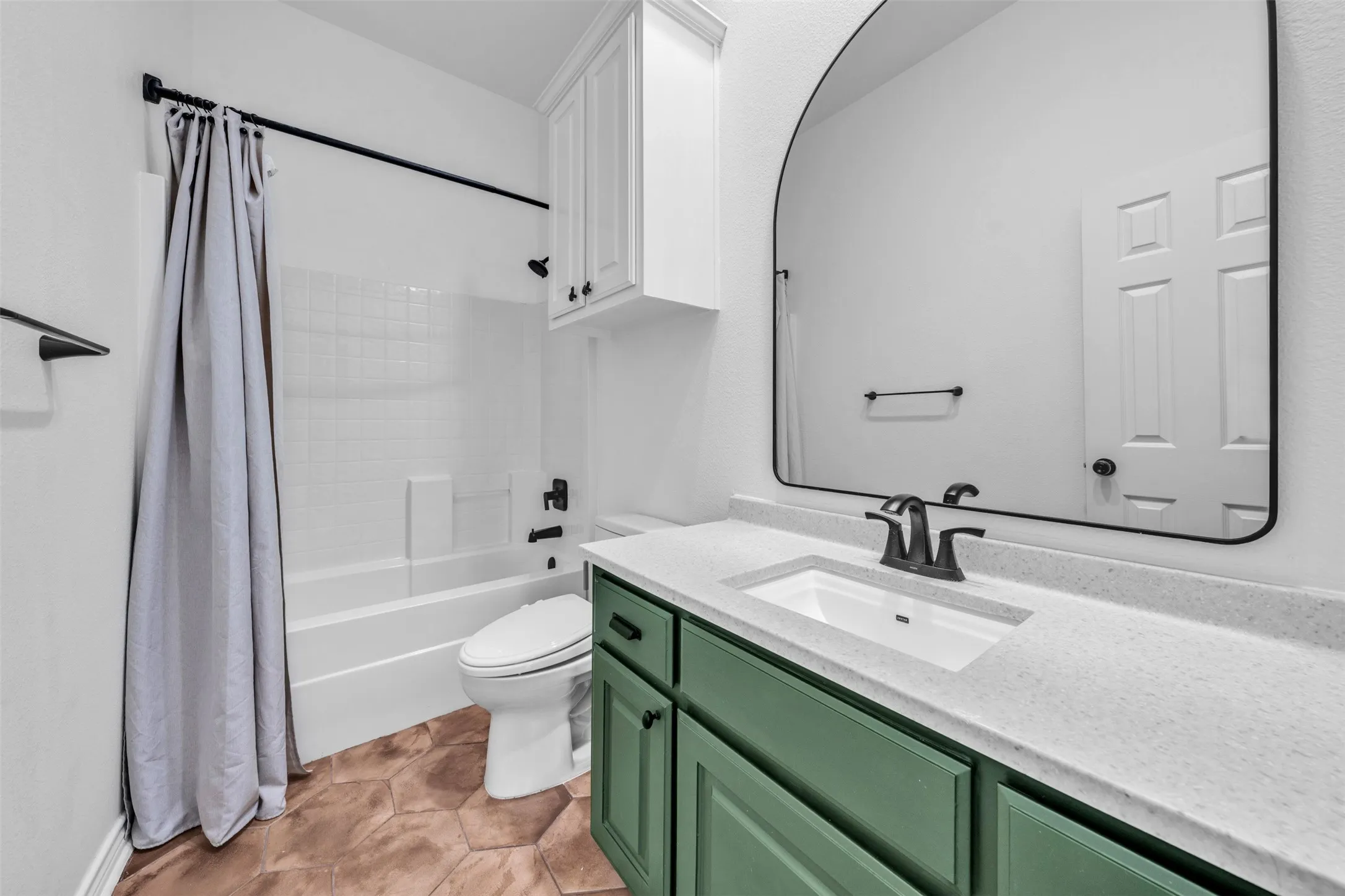 Single Family Residence For Sale in Tarrant County , 4533 Summerbrook Circle, Fort Worth, Texas 76137, 3 Bedroom, 2 Bathroom, 2 Garage spaces, 1,762 Sqft, built in 2001, mls#21394717, Real Estate Agent in Fort Worth, Homes For Sale in Tarrant county, Homes For Sale in Fort Worth, Realtor in Fort Worth Texas, Real Estate Brokerage Independent Realty Texas, Luminita Cordes Realtor
