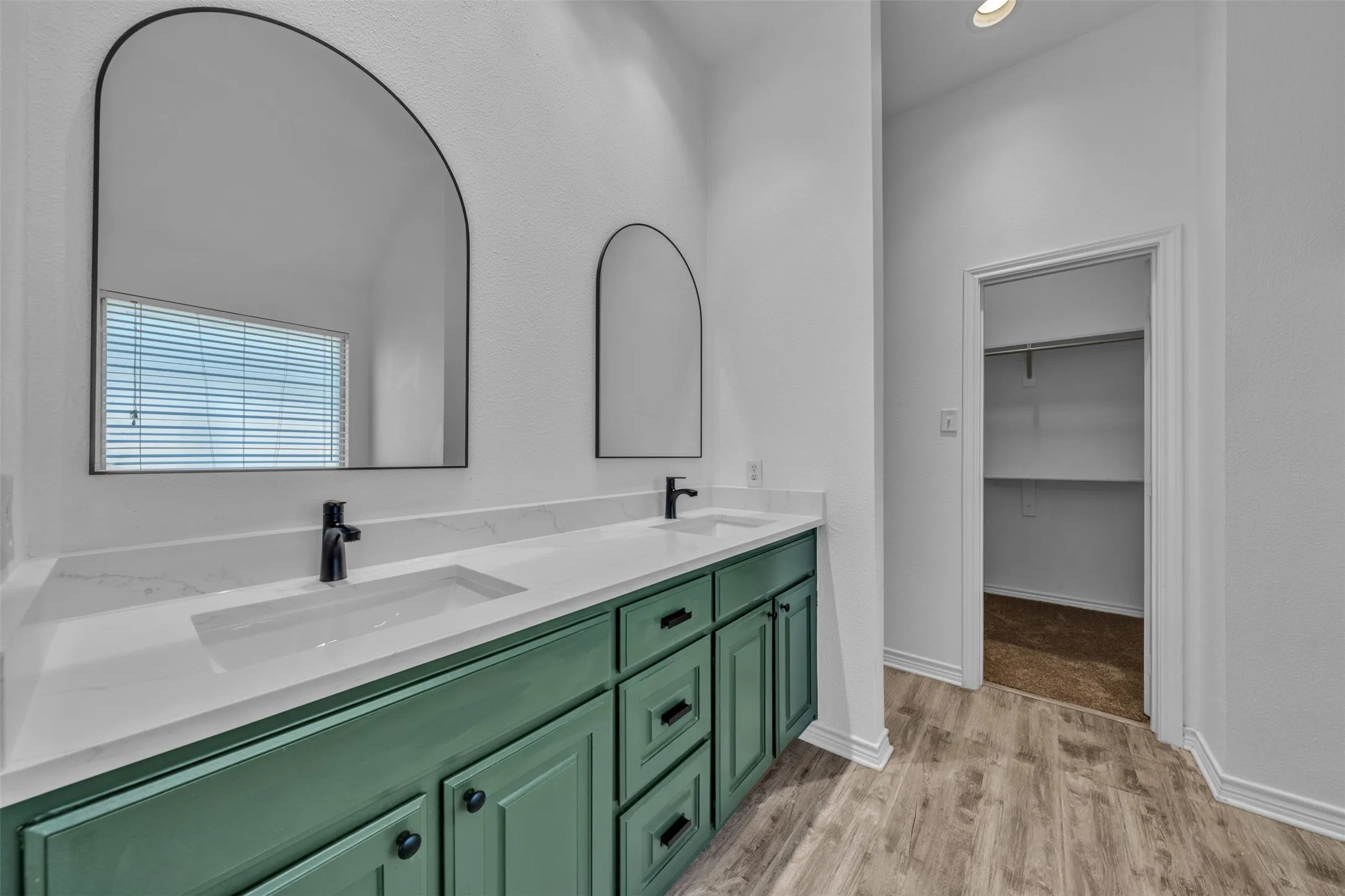 Single Family Residence For Sale in Tarrant County , 4533 Summerbrook Circle, Fort Worth, Texas 76137, 3 Bedroom, 2 Bathroom, 2 Garage spaces, 1,762 Sqft, built in 2001, mls#21394717, Real Estate Agent in Fort Worth, Homes For Sale in Tarrant county, Homes For Sale in Fort Worth, Realtor in Fort Worth Texas, Real Estate Brokerage Independent Realty Texas, Luminita Cordes Realtor