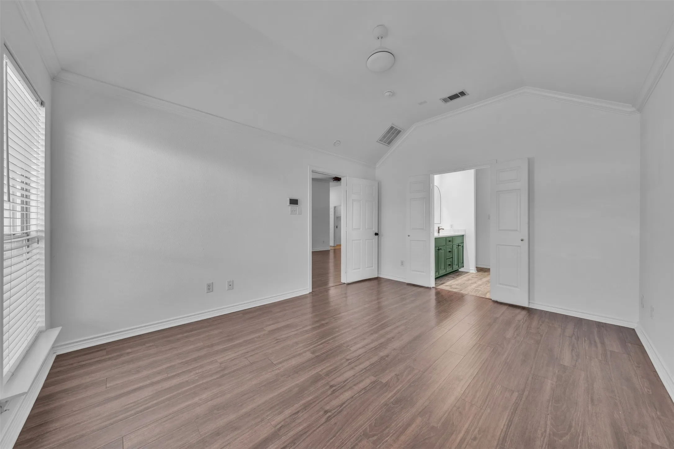 Single Family Residence For Sale in Tarrant County , 4533 Summerbrook Circle, Fort Worth, Texas 76137, 3 Bedroom, 2 Bathroom, 2 Garage spaces, 1,762 Sqft, built in 2001, mls#21394717, Real Estate Agent in Fort Worth, Homes For Sale in Tarrant county, Homes For Sale in Fort Worth, Realtor in Fort Worth Texas, Real Estate Brokerage Independent Realty Texas, Luminita Cordes Realtor
