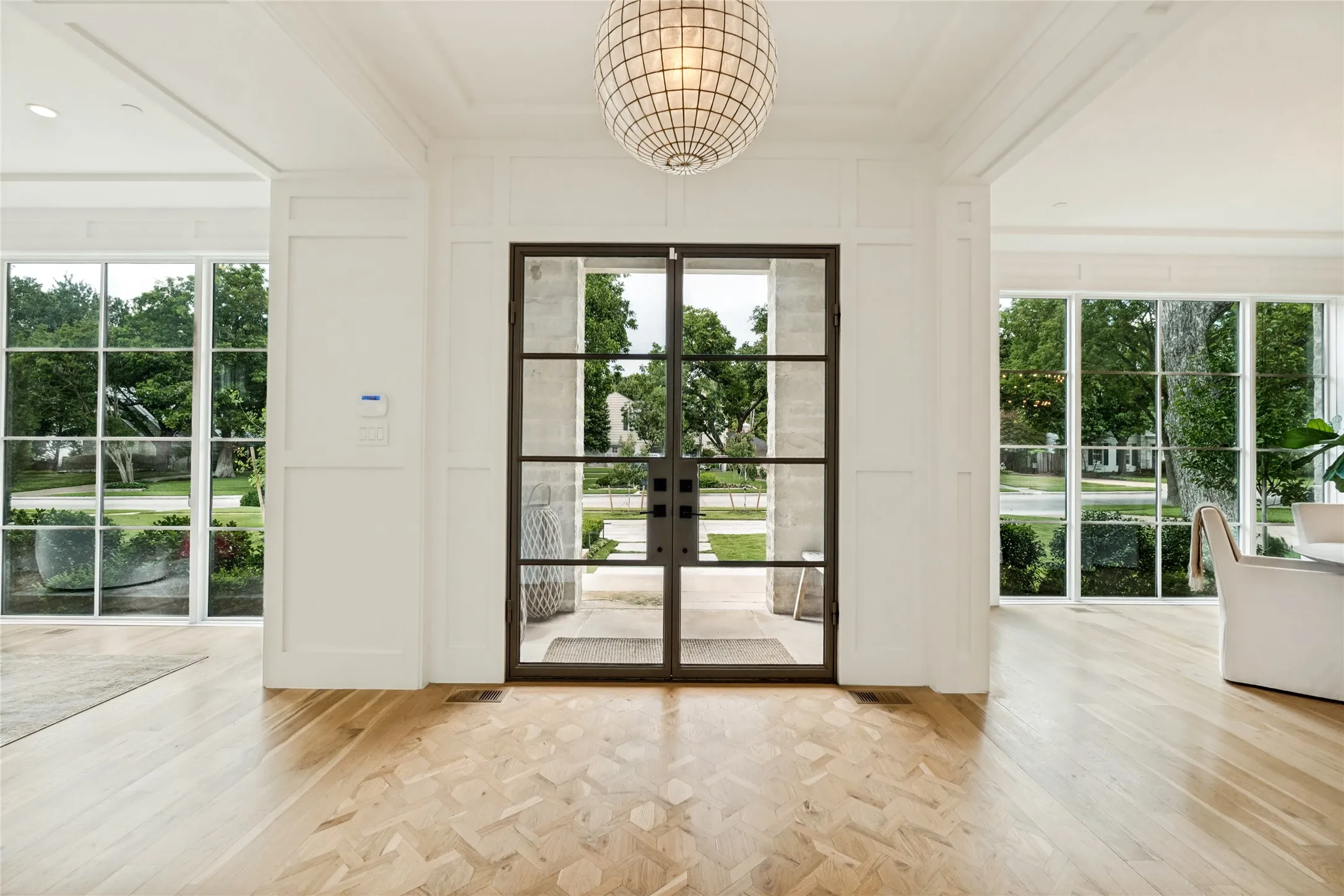 Single Family Residence For Sale in Dallas County , 3421 Southwestern Boulevard, University Park, Texas 75225, 5 Bedroom, 7 Bathroom, 2 Garage spaces, 6,898 Sqft, built in 2020, mls#21394754, Real Estate Agent in University Park, Homes For Sale in Dallas county, Homes For Sale in University Park, Realtor in University Park Texas, Real Estate Brokerage Independent Realty Texas, Luminita Cordes Realtor