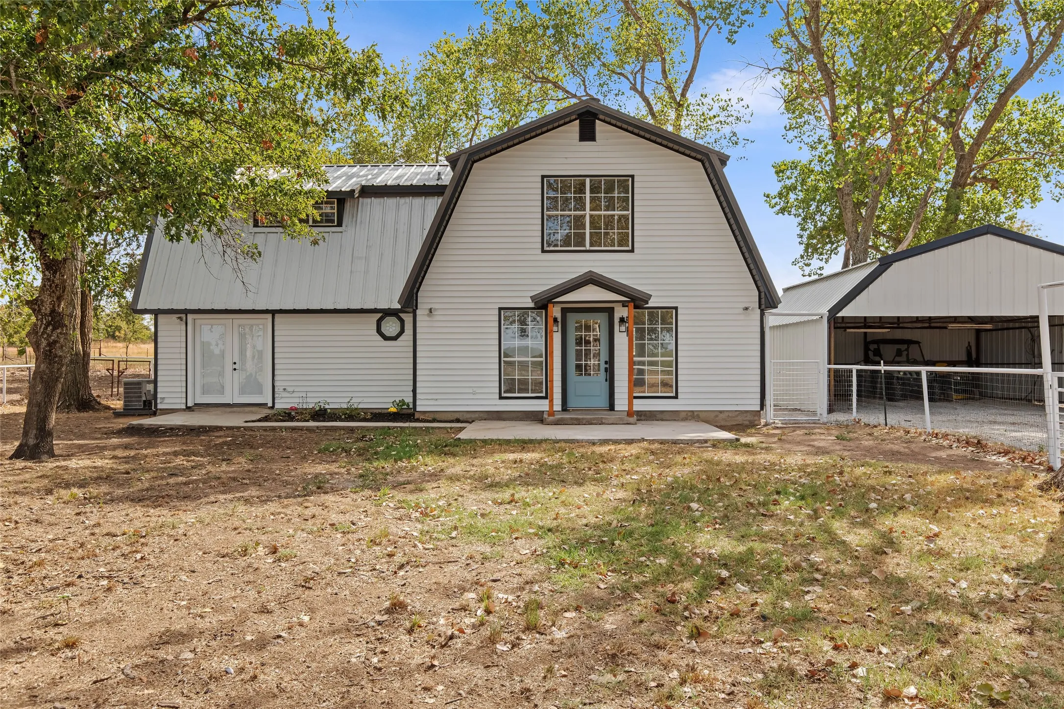 Single Family Residence For Sale in Wise County , 666 County Road 2445, Decatur, Texas 76234, 4 Bedroom, 3 Bathroom, 2 Garage spaces, 2,064 Sqft, built in 1994, mls#21390426, Real Estate Agent in Decatur, Homes For Sale in Wise county, Homes For Sale in Decatur, Realtor in Decatur Texas, Real Estate Brokerage Independent Realty Texas, Luminita Cordes Realtor