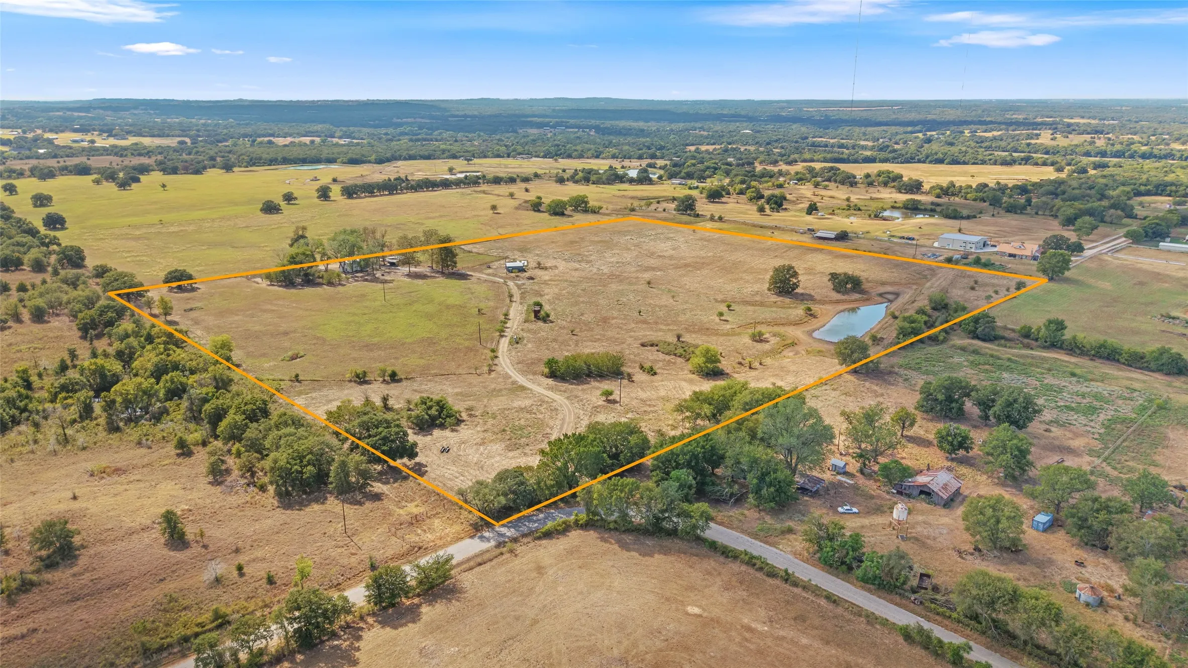 Single Family Residence For Sale in Wise County , 666 County Road 2445, Decatur, Texas 76234, 4 Bedroom, 3 Bathroom, 2 Garage spaces, 2,064 Sqft, built in 1994, mls#21390426, Real Estate Agent in Decatur, Homes For Sale in Wise county, Homes For Sale in Decatur, Realtor in Decatur Texas, Real Estate Brokerage Independent Realty Texas, Luminita Cordes Realtor