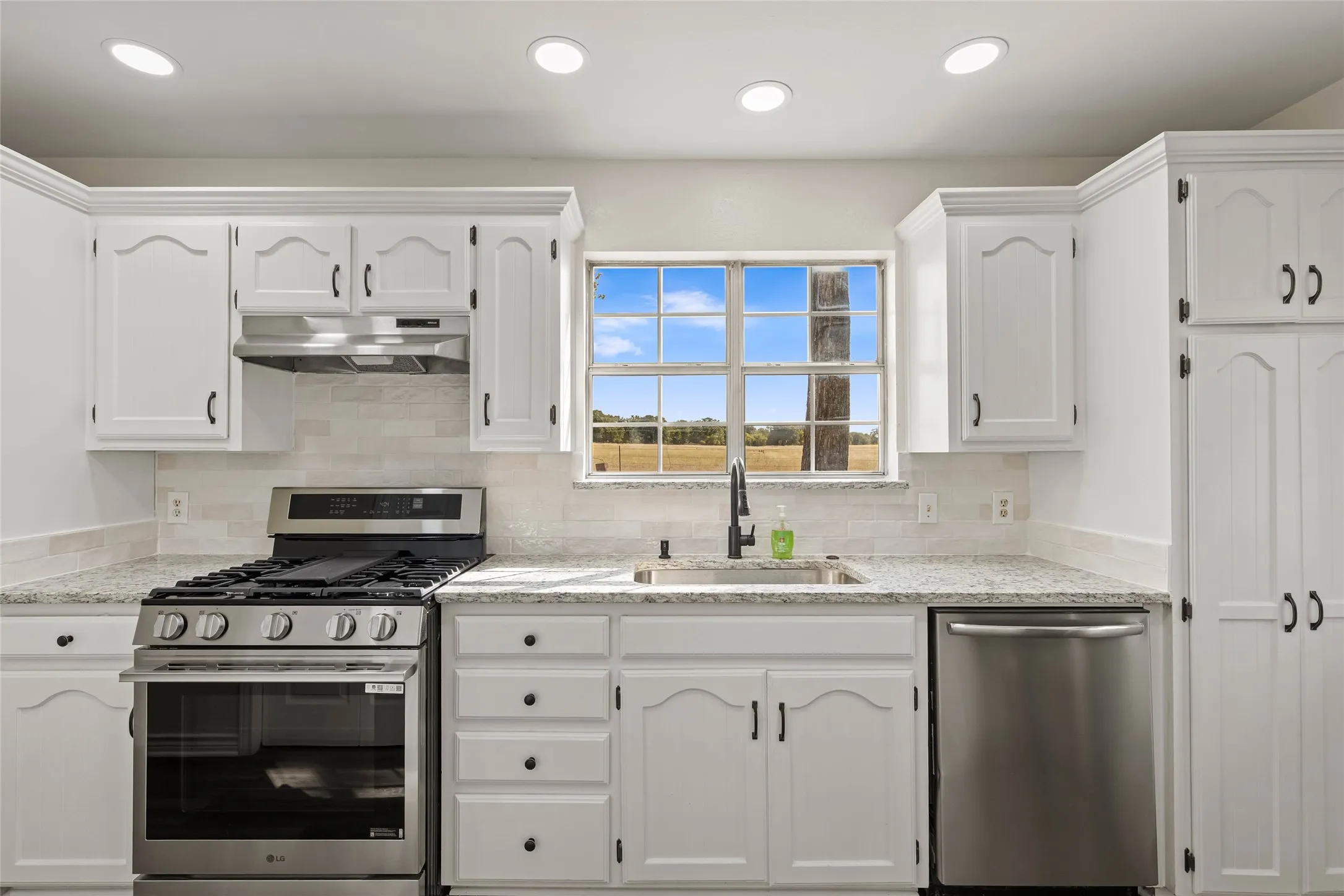 Single Family Residence For Sale in Wise County , 666 County Road 2445, Decatur, Texas 76234, 4 Bedroom, 3 Bathroom, 2 Garage spaces, 2,064 Sqft, built in 1994, mls#21390426, Real Estate Agent in Decatur, Homes For Sale in Wise county, Homes For Sale in Decatur, Realtor in Decatur Texas, Real Estate Brokerage Independent Realty Texas, Luminita Cordes Realtor