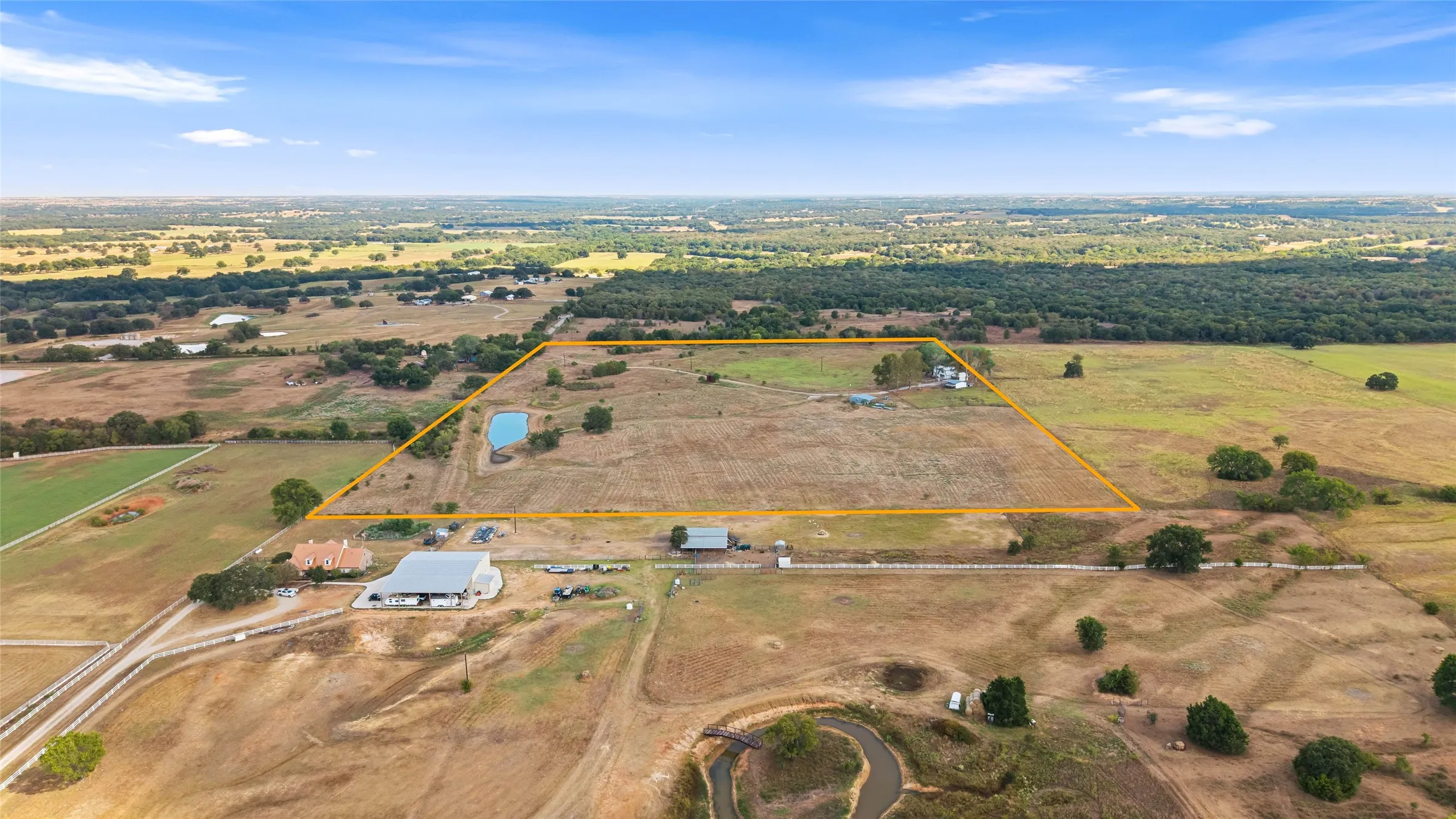 Single Family Residence For Sale in Wise County , 666 County Road 2445, Decatur, Texas 76234, 4 Bedroom, 3 Bathroom, 2 Garage spaces, 2,064 Sqft, built in 1994, mls#21390426, Real Estate Agent in Decatur, Homes For Sale in Wise county, Homes For Sale in Decatur, Realtor in Decatur Texas, Real Estate Brokerage Independent Realty Texas, Luminita Cordes Realtor
